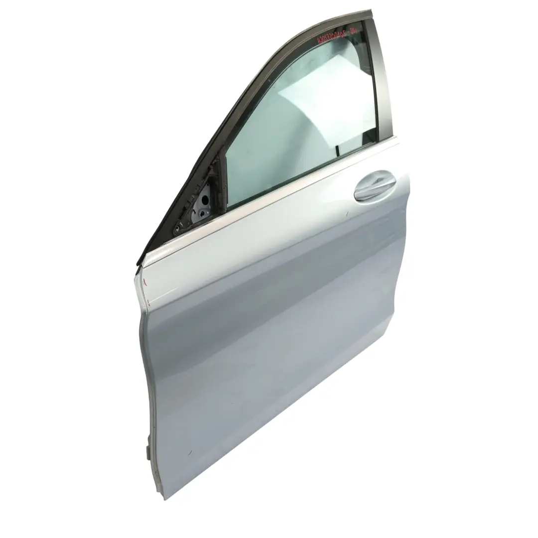 Mercedes W205 Porte Avant Gauche Diamond Silver Metallic Argent - 988 - SKU A2057200105-DSI - Numéro de pièce A2057200105