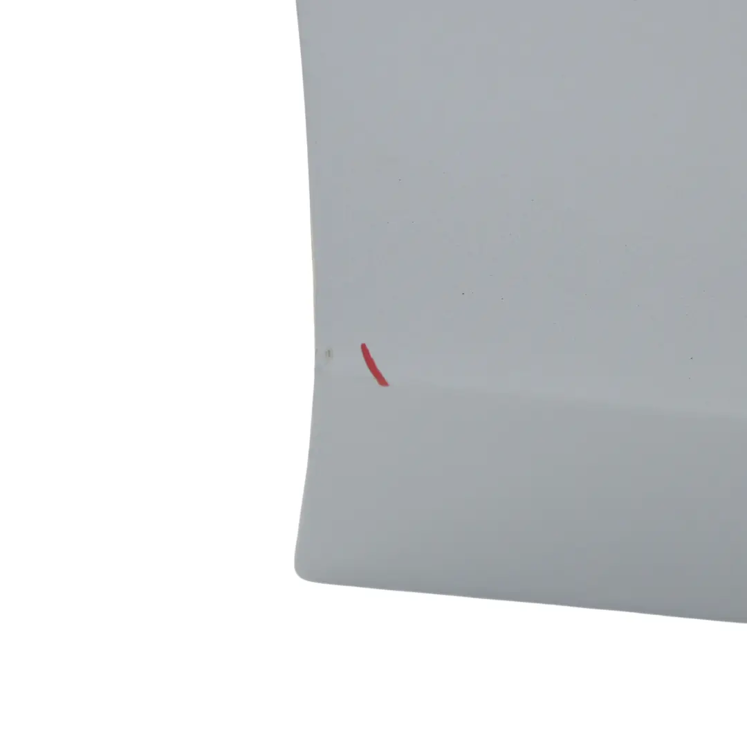 Tür Vorne Rechts Diamantsilber Metallic - 988 für Mercedes W205 mit Teilenummer A2057200205 Mercedes W205 Tür Vorne Rechts Diamantsilber Metallic - 988 - SKU A2057200205-DSI - Teilenummer A2057200205