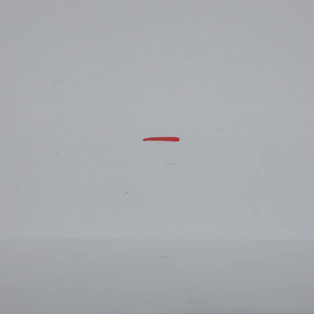 Puerta Delantera Derecha Diamond Silver Metallic Plata - 988 para Mercedes W205 con número de pieza A2057200205 Mercedes W205 Puerta Delantera Derecha Diamond Silver Metallic Plata - 988 - SKU A2057200205-DSI - Número de pieza A2057200205