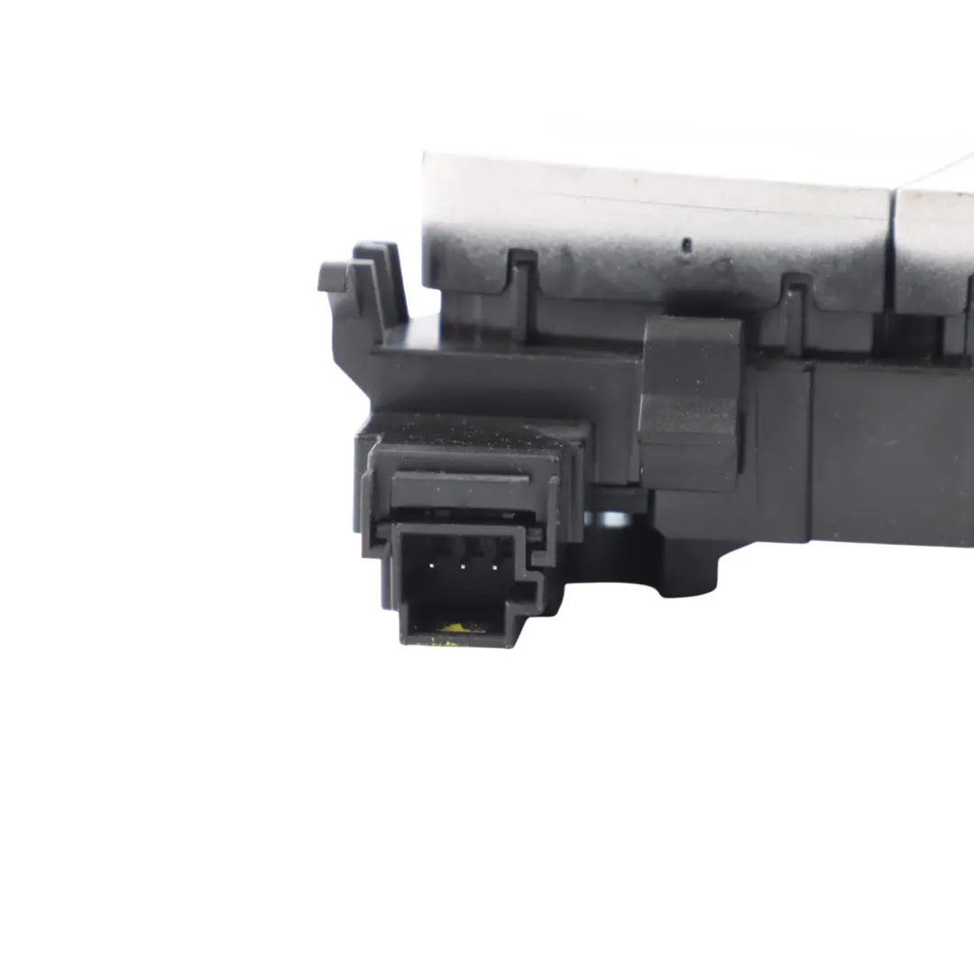 Mercedes W205 W253 Interruttore Controllo Sedile Riscaldato Destro - SKU A2059050404 - Numero di parte A2059050404