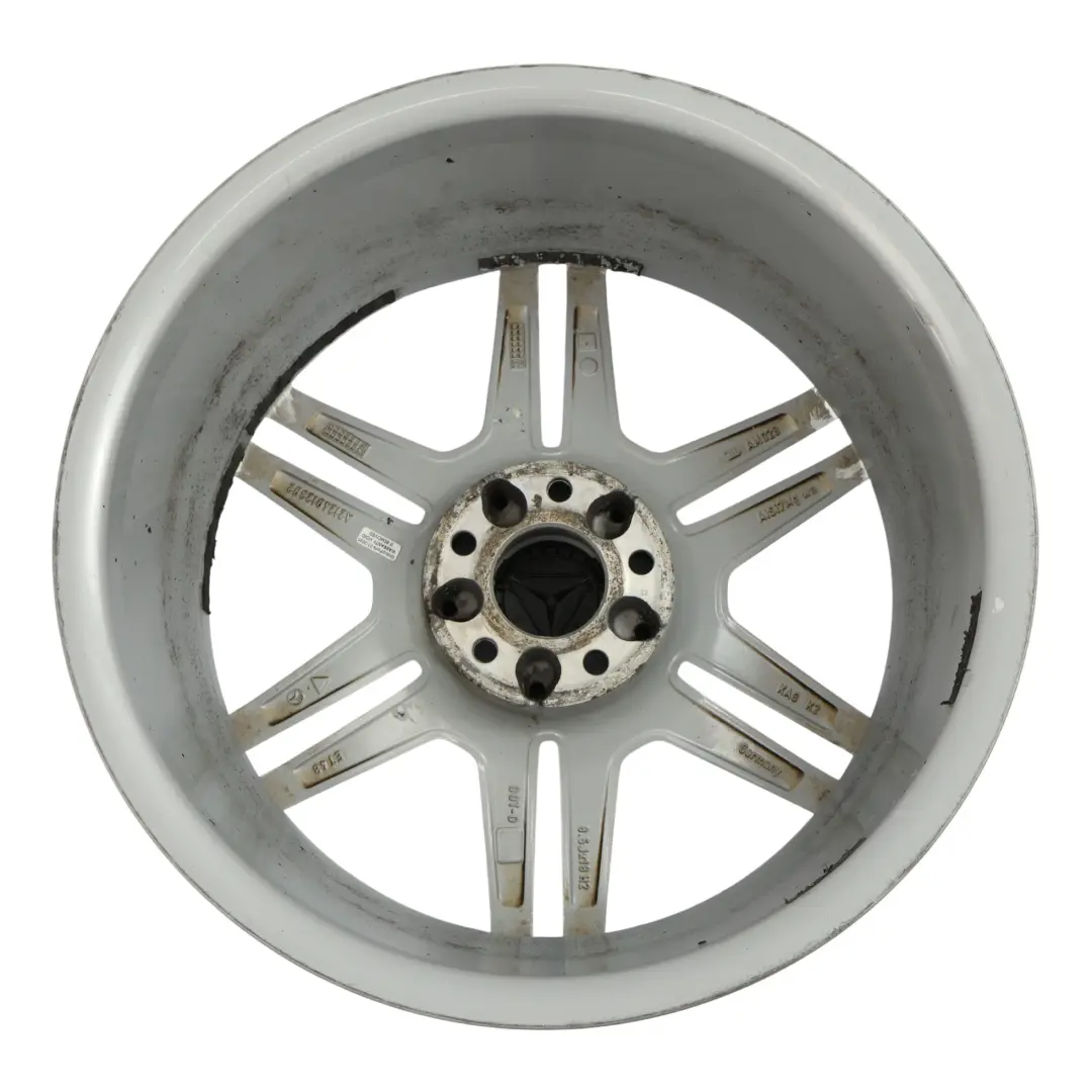 Llanta aleación plateada para trasero 18" ET:48 8,5J para Mercedes W212 con número de pieza A2124012302 Mercedes W212 Llanta aleación plateada para trasero 18" ET:48 8,5J - SKU A2124012302-1 - Número de pieza A2124012302