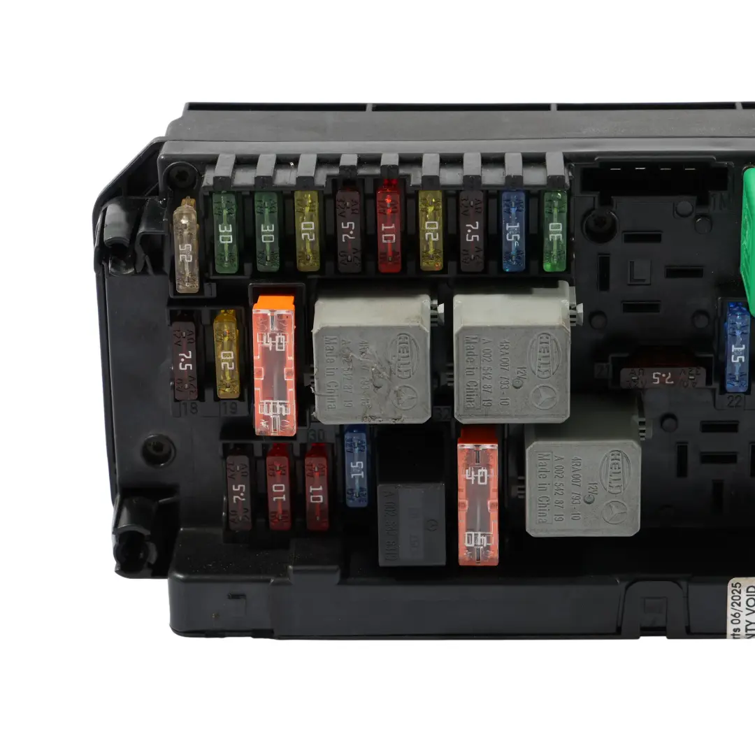 Scatola Dei Fusibili Unità SAM Elettrico per Mercedes W204 W212 con numero di parte A2129009705 Mercedes W204 W212 Scatola Dei Fusibili Unità SAM Elettrico - SKU A2129009705-1 - Numero di parte A2129009705