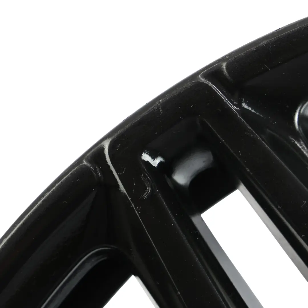 Cerchio Lega Posteriore Nero 19" 9J ET:49 per Mercedes W213 C238 AMG con numero di parte A2134012100 Mercedes W213 C238 AMG Cerchio Lega Posteriore Nero 19" 9J ET:49 - SKU A2134012100-3 - Numero di parte A2134012100