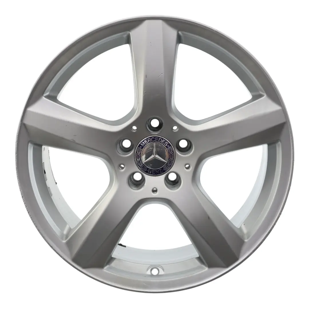 W218 Silberne Leichtmetallfelge 18" 8,5J ET:34 5-Speichen für Mercedes mit Teilenummer A2184010102 Mercedes W218 Silberne Leichtmetallfelge 18" 8,5J ET:34 5-Speichen - SKU A2184010102-1 - Teilenummer A2184010102