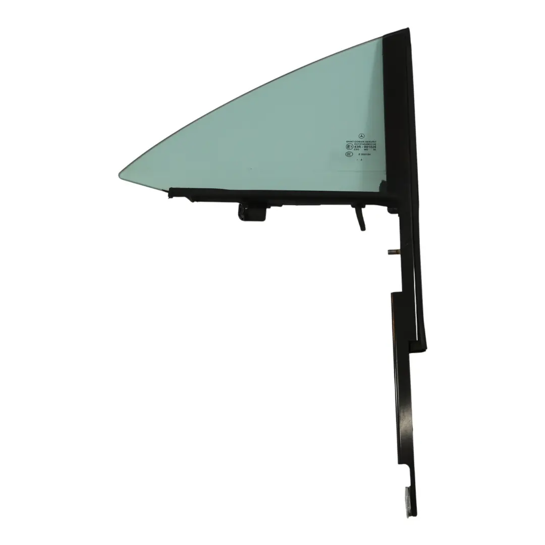 Vetro Laterale Fisso Posteriore Destro ESG per Mercedes C218 con numero di parte A2187300255 Mercedes C218 Vetro Laterale Fisso Posteriore Destro ESG - SKU A2187300255 - Numero di parte A2187300255