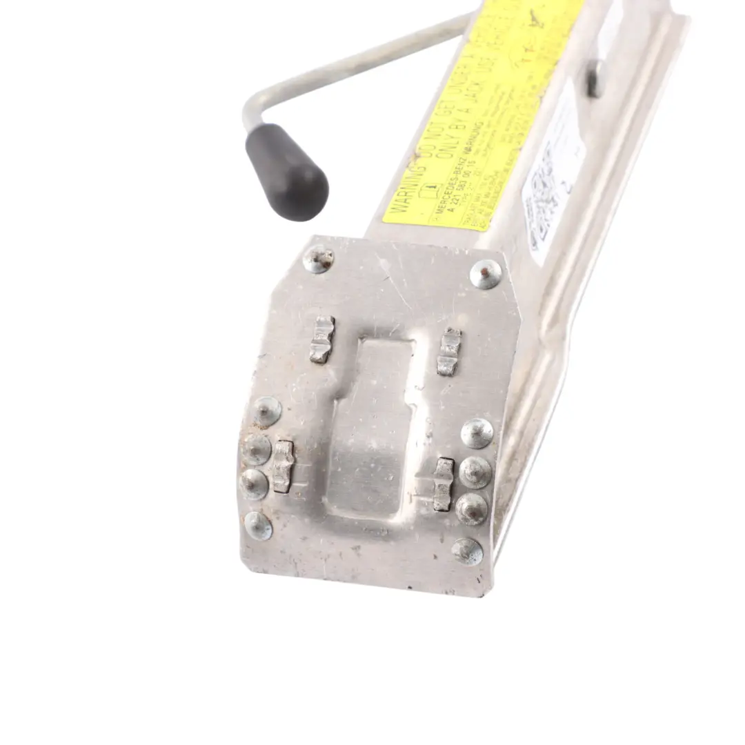 Lifter Lifting Jack Tool Lift to Mercedes W221 Wheel with Part number A2215830015 Mercedes W221 Wheel Lifter Lifting Jack Tool Lift - SKU A2215830015 - Part number A2215830015