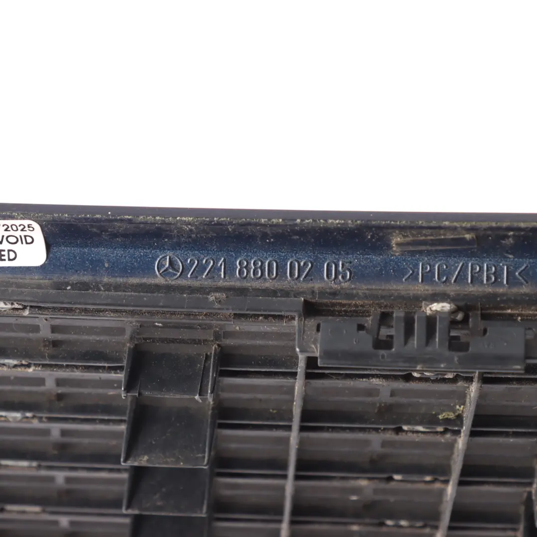 Bonnet Hood Grille Front Right O/S Vent Duct Cavansite Blue - 890 to Mercedes W221 with Part number A2218800205 Mercedes W221 Bonnet Hood Grille Front Right O/S Vent Duct Cavansite Blue - 890 - SKU A2218800205-CVB - Part number A2218800205