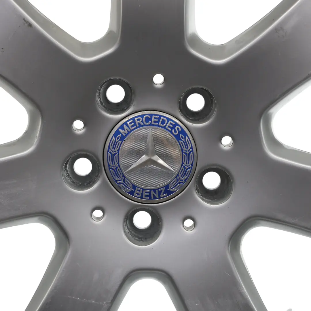 Cerchio Ruota Lega Argento 17" 7,5J ET:56 5 Razze per Mercedes W164 W251 con numero di parte A2514011002 Mercedes W164 W251 Cerchio Ruota Lega Argento 17" 7,5J ET:56 5 Razze - SKU A2514011002-1 - Numero di parte A2514011002