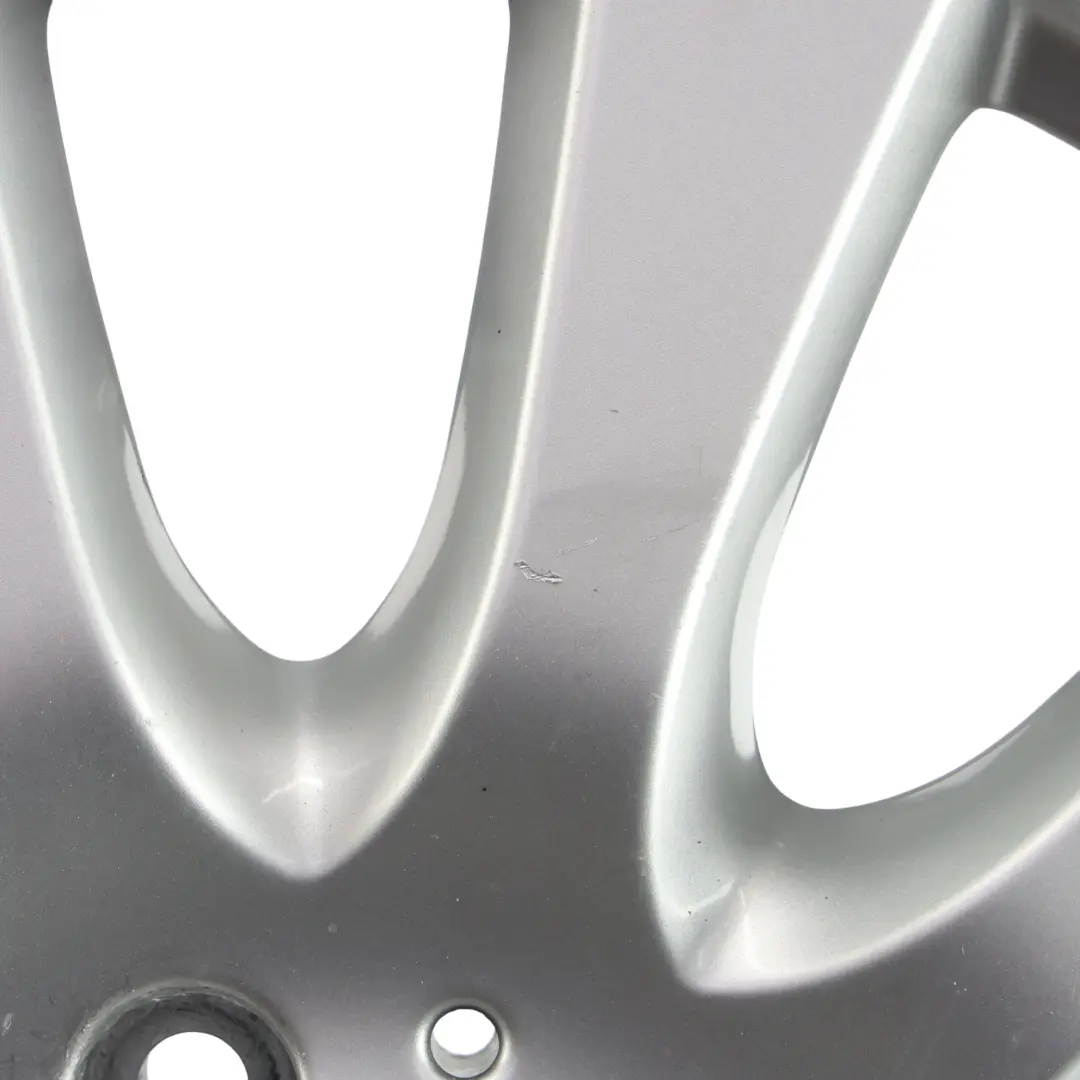 Llanta De Aleación De Plata 18 "8J ET:67 10 Radios para Mercedes W251 con número de pieza A2514013702 Mercedes W251 Llanta De Aleación De Plata 18 "8J ET:67 10 Radios - SKU A2514013702-2 - Número de pieza A2514013702