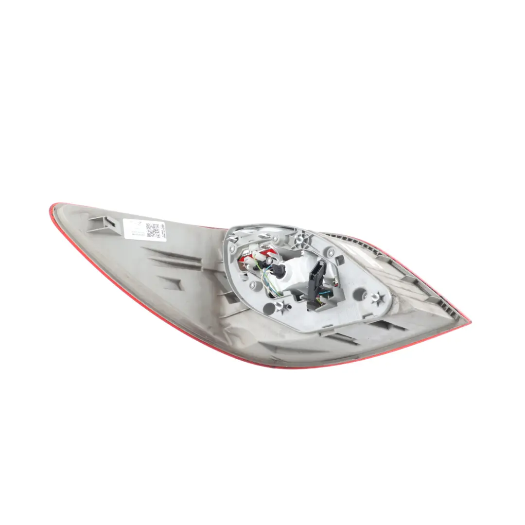 Tail Light Lamp Side Panel Rear Right O/S to Mercedes W251 with Part number A2518202064 Mercedes W251 Tail Light Lamp Side Panel Rear Right O/S - SKU A2518202064 - Part number A2518202064