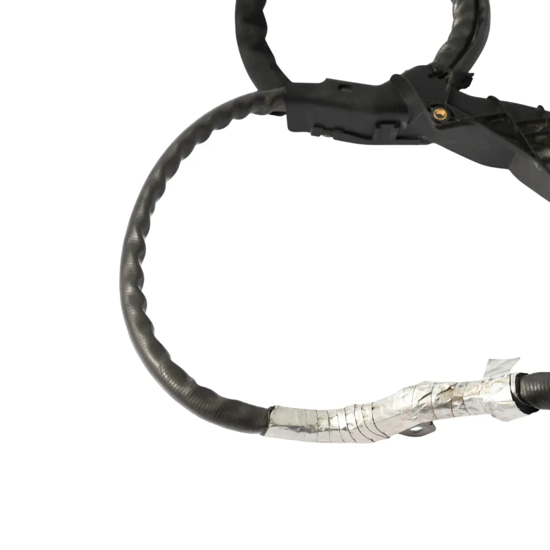 Cavo Cablaggio Motorino Avviamento per Mercedes X253 con numero di parte A2535402128 Mercedes X253 Cavo Cablaggio Motorino Avviamento - SKU A2535402128 - Numero di parte A2535402128