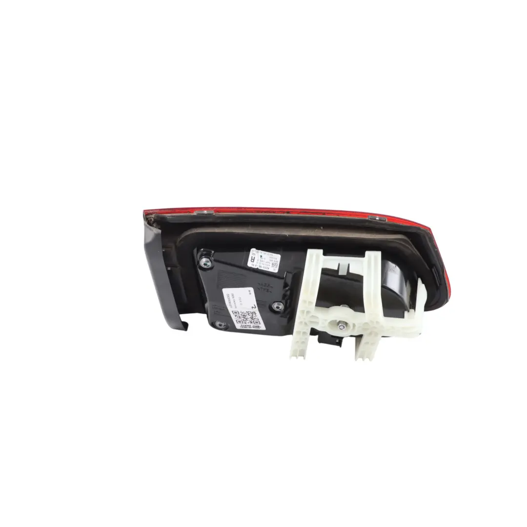 Trunk Boot Tailgate Lamp Light Rear Right O/S to Mercedes GLC X253 with Part number A2539060302 Mercedes GLC X253 Trunk Boot Tailgate Lamp Light Rear Right O/S - SKU A2539060302 - Part number A2539060302