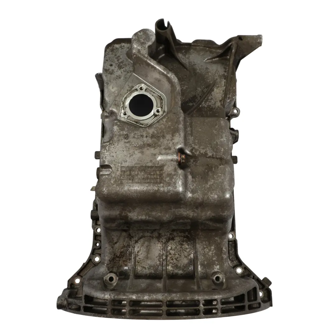 A180 1.6 M270 Benzinmotor Untere Ölwanne A2700140000 für Mercedes W176 mit Teilenummer A2700100113 Mercedes W176 A180 1.6 M270 Benzinmotor Untere Ölwanne A2700140000 - SKU A2700100113 - Teilenummer A2700100113