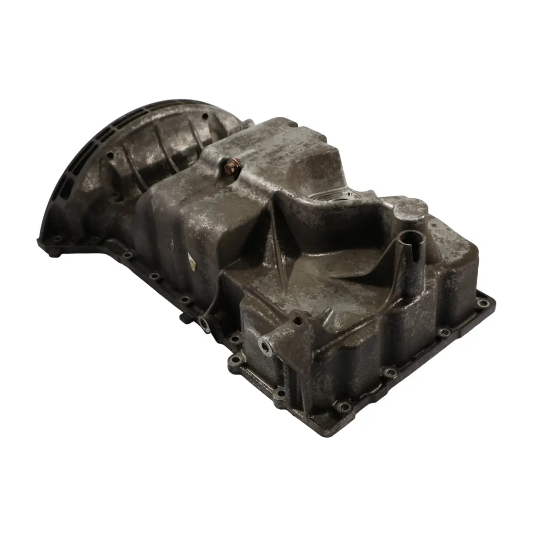 Mercedes W176 A180 1.6 M270 Benzyna Miska Olejowa A2700140000 - SKU A2700100113 - Numer Części A2700100113