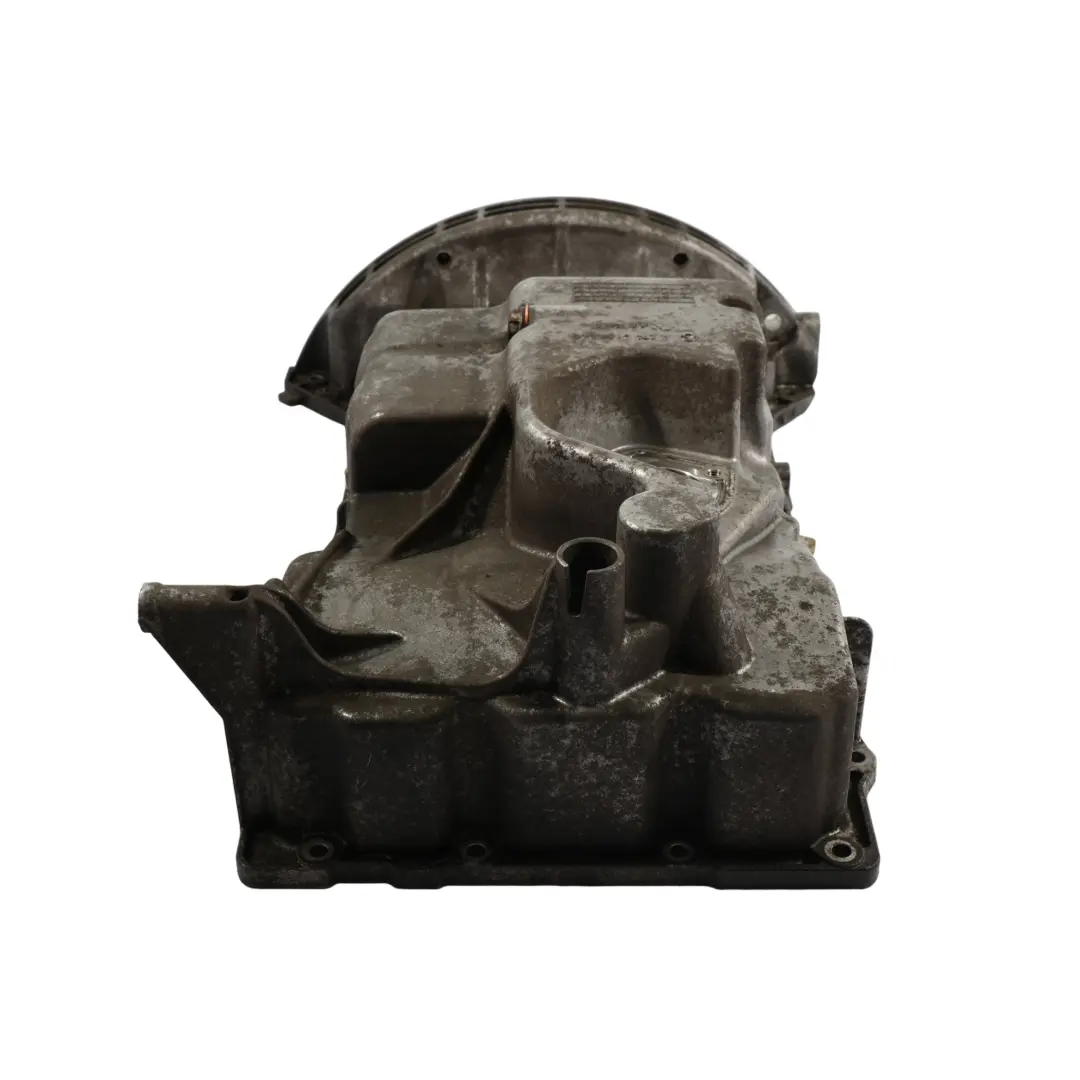 A180 1.6 M270 Petrol Engine Lower Oil Sump Pan A2700140000 to Mercedes W176 with Part number A2700100113 Mercedes W176 A180 1.6 M270 Petrol Engine Lower Oil Sump Pan A2700140000 - SKU A2700100113 - Part number A2700100113