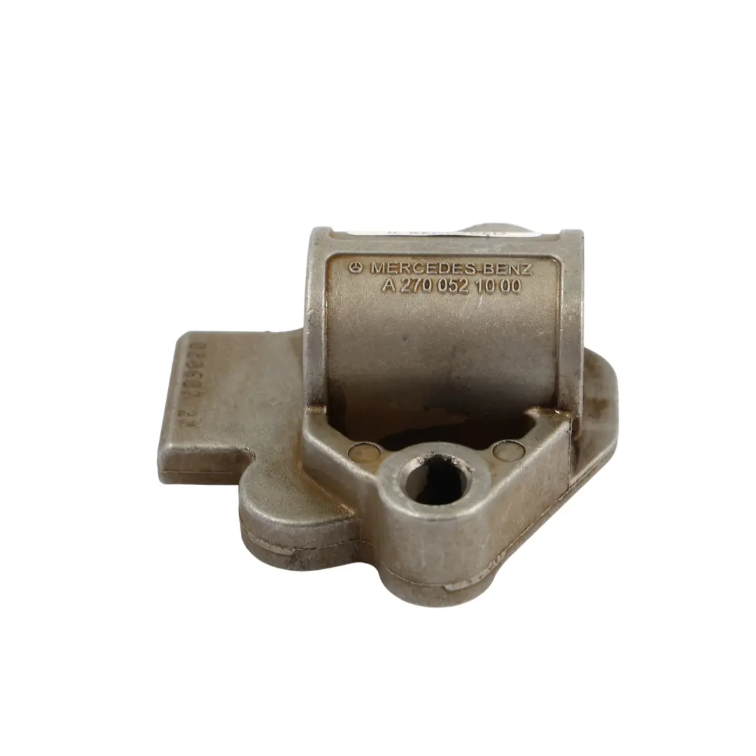 Steuerkettenspanner Halterung Ottomotor für Mercedes W176 W246 mit Teilenummer A2700521000 Mercedes W176 W246 Steuerkettenspanner Halterung Ottomotor - SKU A2700521000 - Teilenummer A2700521000