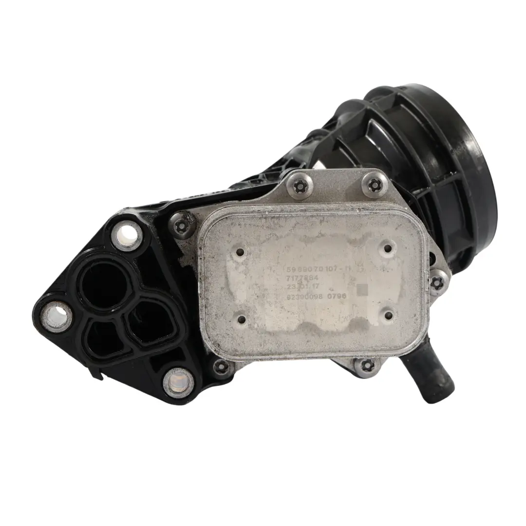 Mercedes W176 W246 Radiatore Olio Motore Scambiatore M270 Benzina - SKU A2701800810 - Numero di parte A2701800810