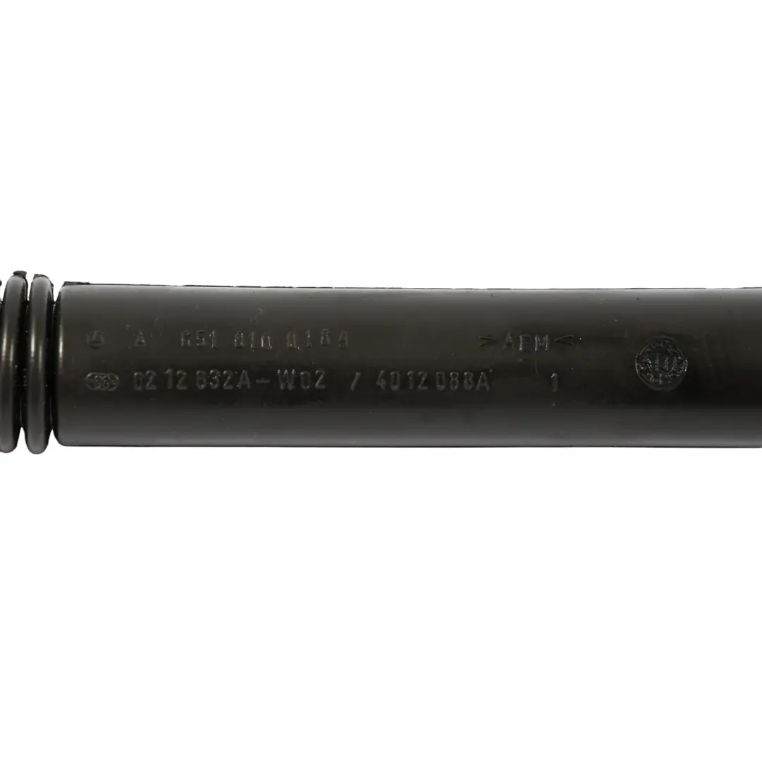 Mercedes Sprinter W906 Bouchon De Remplissage D'Huile Moteur OM651 - SKU A6510100169-1 - Numéro de pièce A6510100169