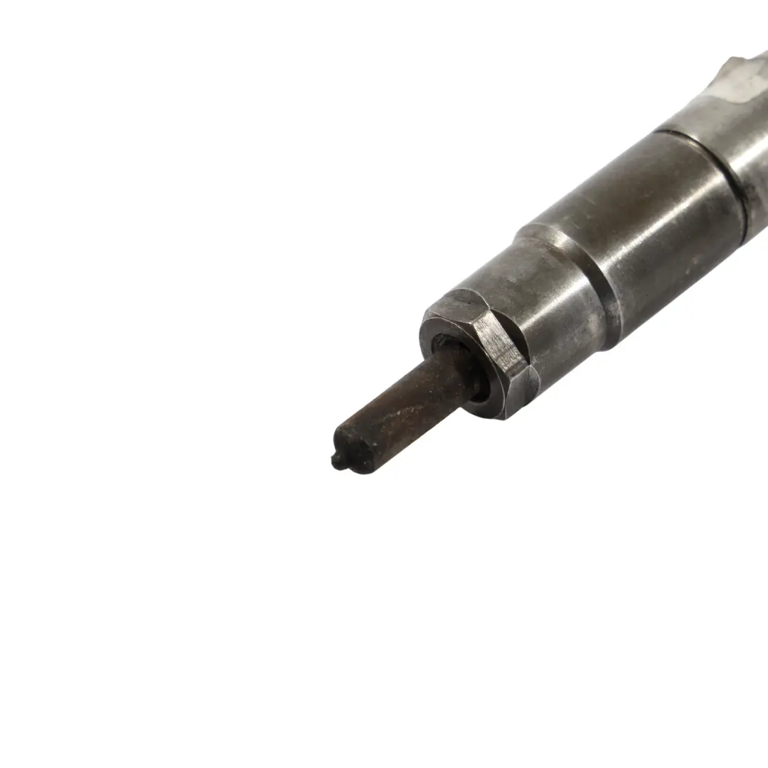 Mercedes W204 W212 W906 Fuel Injector Nozzle Diesel OM651 - SKU A6510704987-1 - Part number A6510704987