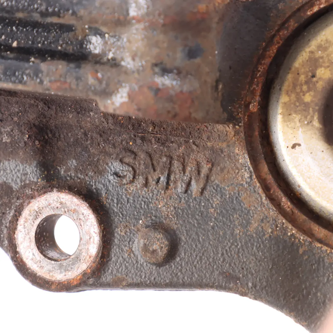 Mercedes W906 Zwrotnica Koła Piasta Lewy Przód - SKU A9063303420 - Numer Części A9063303420