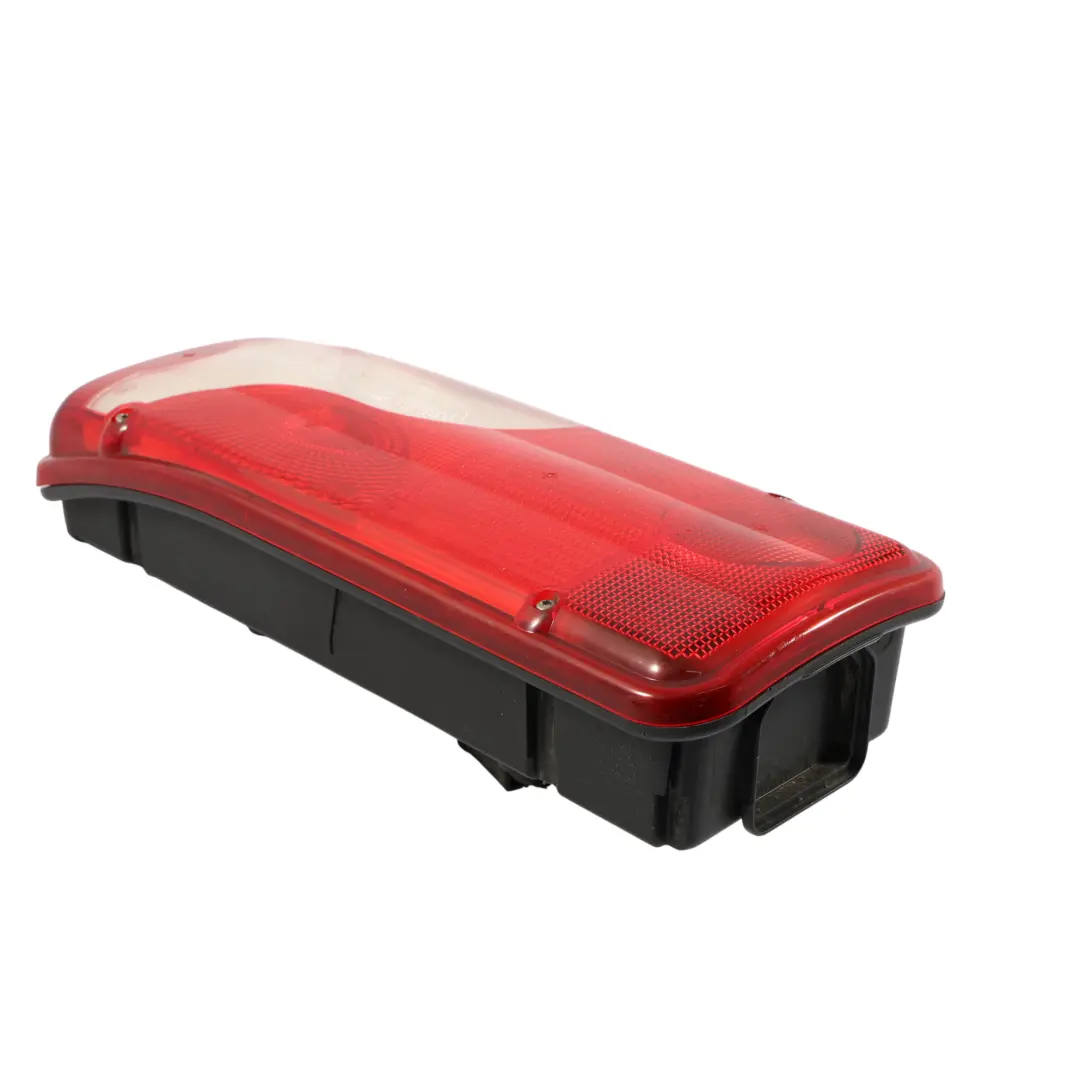 Fanale Posteriore Destro per Mercedes Sprinter W906 con numero di parte A9068201764 Mercedes Sprinter W906 Fanale Posteriore Destro - SKU A9068201764 - Numero di parte A9068201764