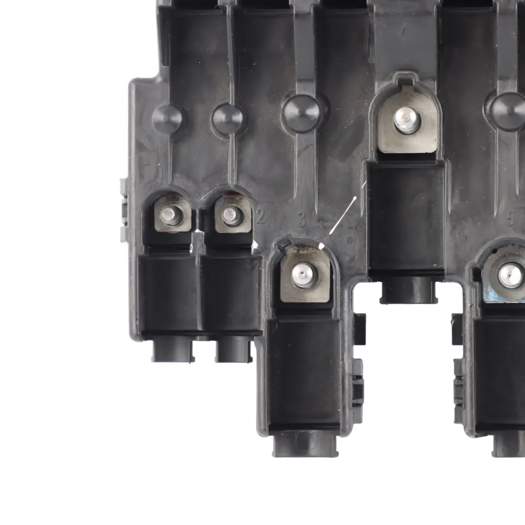 W907 W910 Scatola Fusibili Scatola Relè Modulo per Mercedes Sprinter con numero di parte A9075409682 Mercedes Sprinter W907 W910 Scatola Fusibili Scatola Relè Modulo - SKU A9075409682 - Numero di parte A9075409682