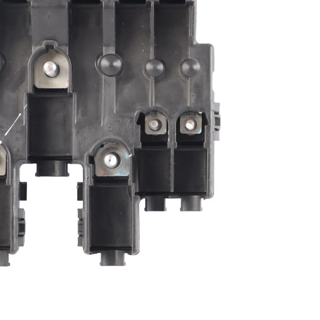 W907 W910 Scatola Fusibili Scatola Relè Modulo per Mercedes Sprinter con numero di parte A9075409682 Mercedes Sprinter W907 W910 Scatola Fusibili Scatola Relè Modulo - SKU A9075409682 - Numero di parte A9075409682