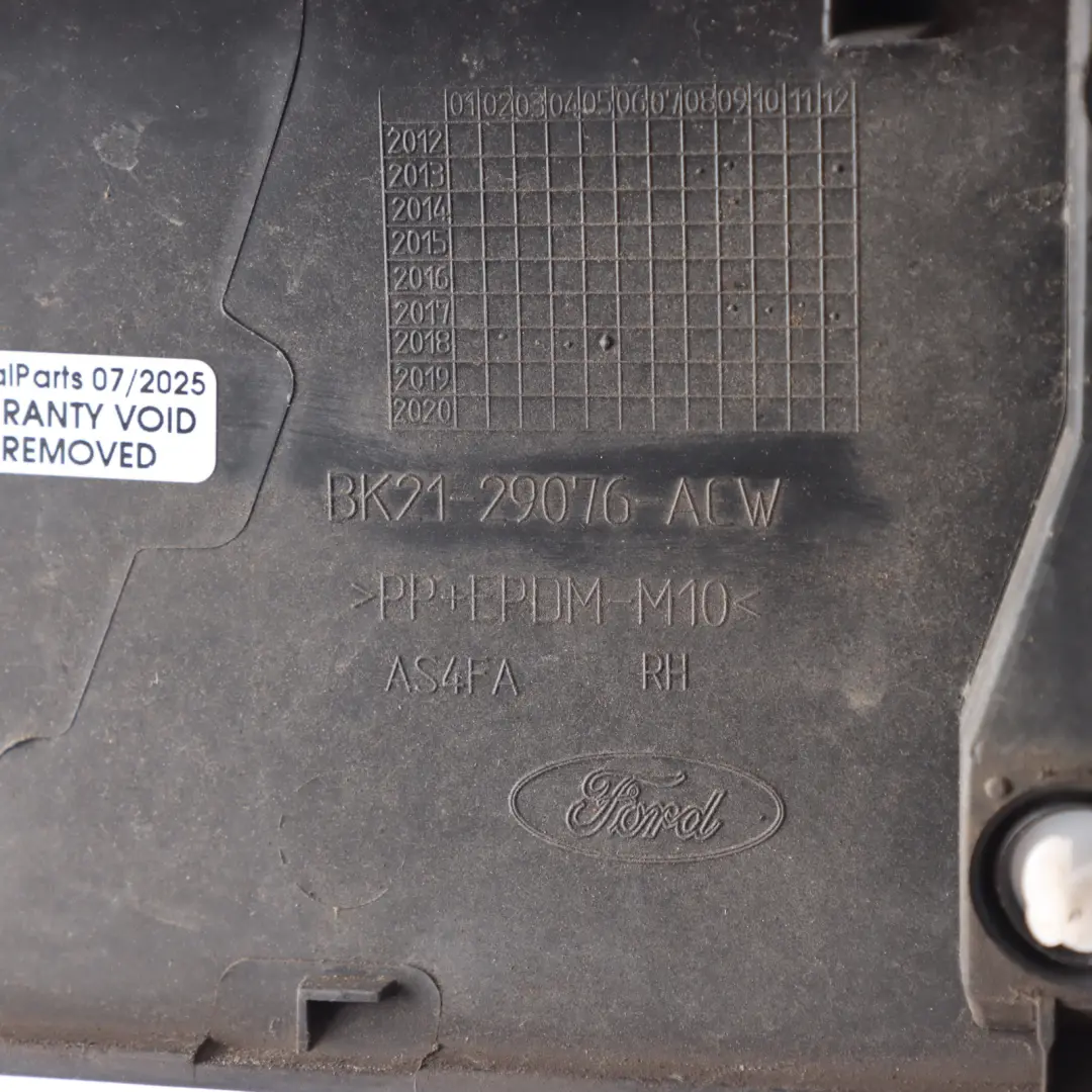 Mk1 Sliding Door Trim Strip Right O/S Black to Ford Transit Custom with Part number BK2129076AEW Ford Transit Custom Mk1 Sliding Door Trim Strip Right O/S Black - SKU BK2129076AEW - Part number BK2129076AEW