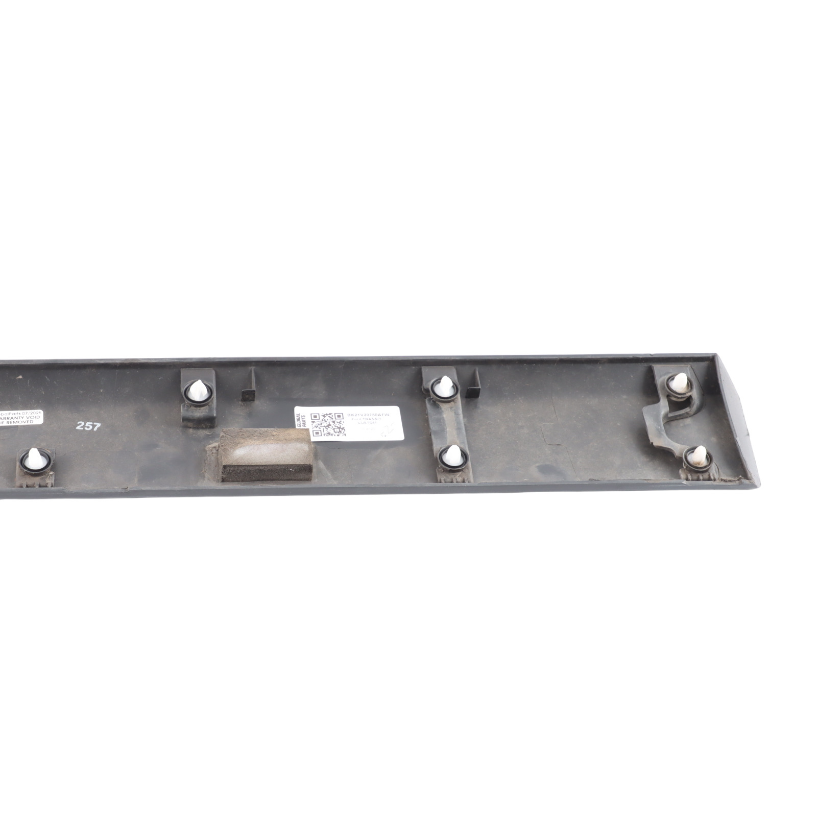 thumbnail image 2 of Ford Transit Custom Trim Panel Clips – Door Side Moulding Body Fixings (Pack Of 20) 5255437 2 of 6