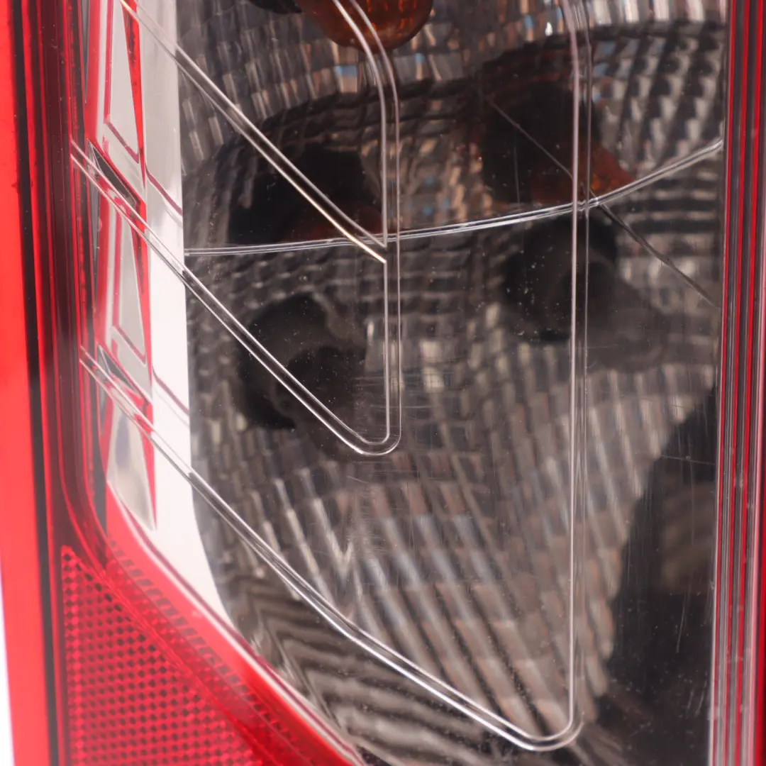 Mk2 II Fanale Posteriore Sinistro DT11-13405-AD per Ford Transit Connect con numero di parte DT1113405AD Ford Transit Connect Mk2 II Fanale Posteriore Sinistro DT11-13405-AD - SKU DT1113405AD - Numero di parte DT1113405AD