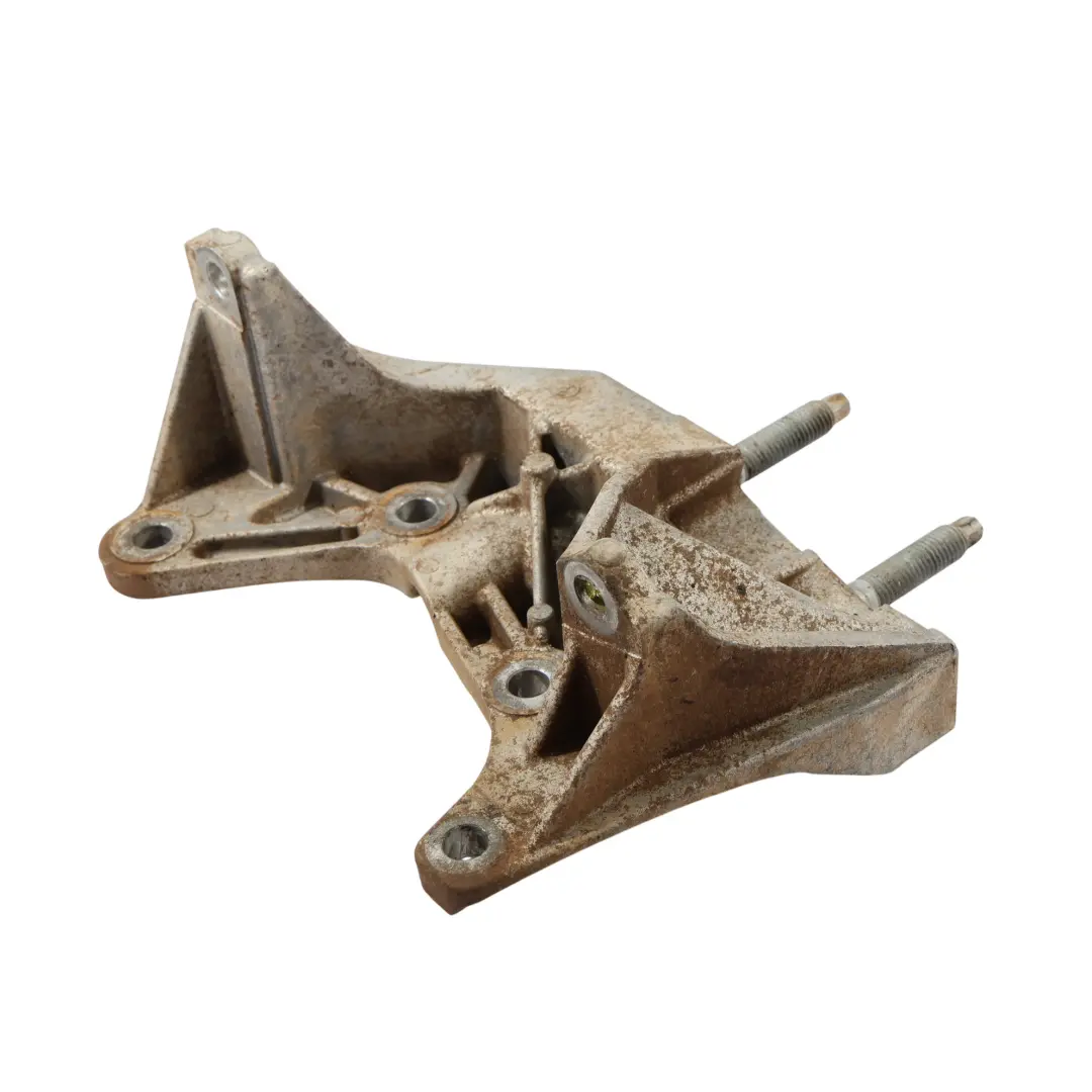 Mk8 2.0 TDCi Ecoblue Gearbox Mount Bracket to Ford Transit with Part number GK21-7M125-EA Ford Transit Mk8 2.0 TDCi Ecoblue Gearbox Mount Bracket - SKU GK21-7M125-EA - Part number GK21-7M125-EA