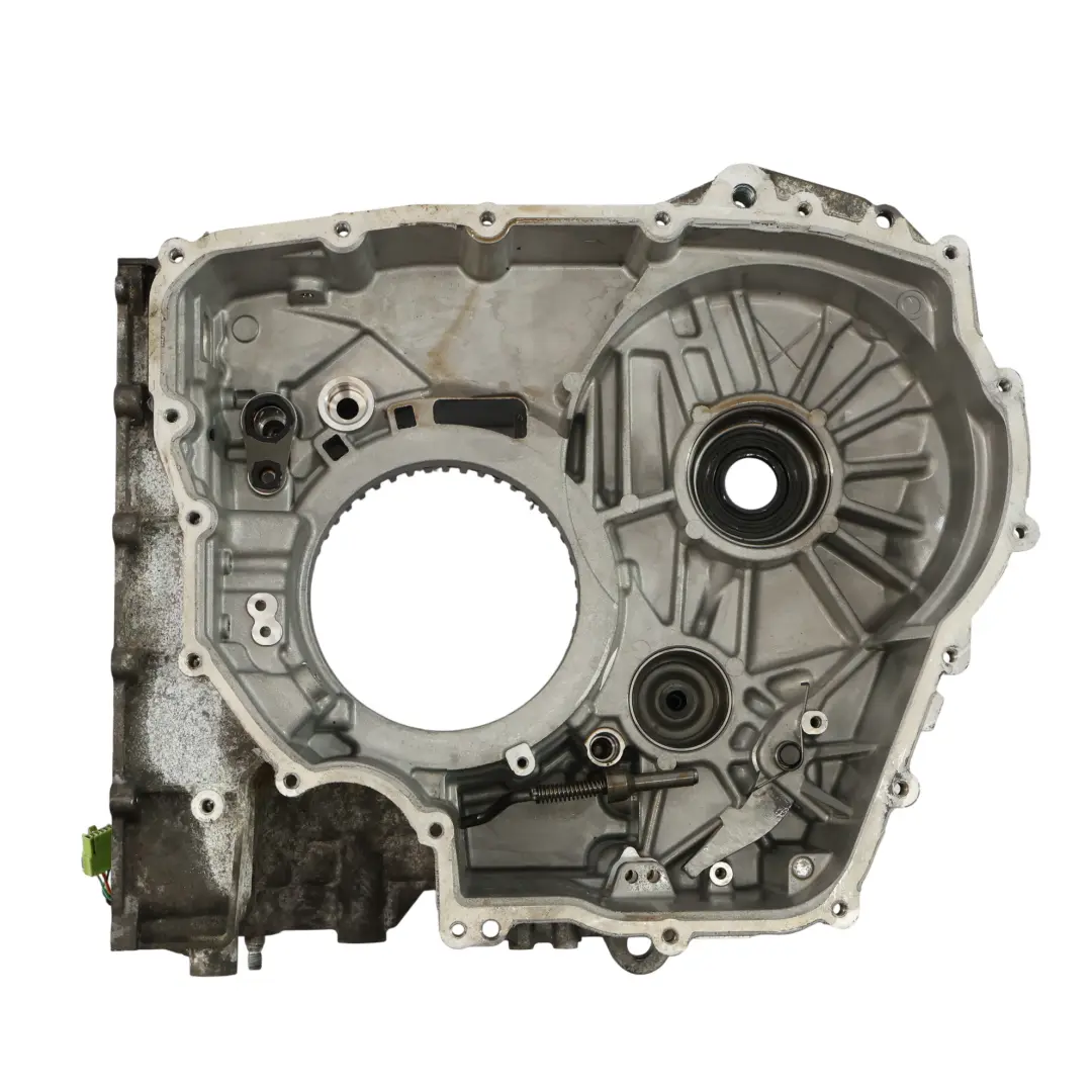 Gearbox Centre Housing Cover to Ford Transit Custom with Part number GK2P-7000-AC Ford Transit Custom Gearbox Centre Housing Cover - SKU GK2P-7000-AC-1 - Part number GK2P-7000-AC