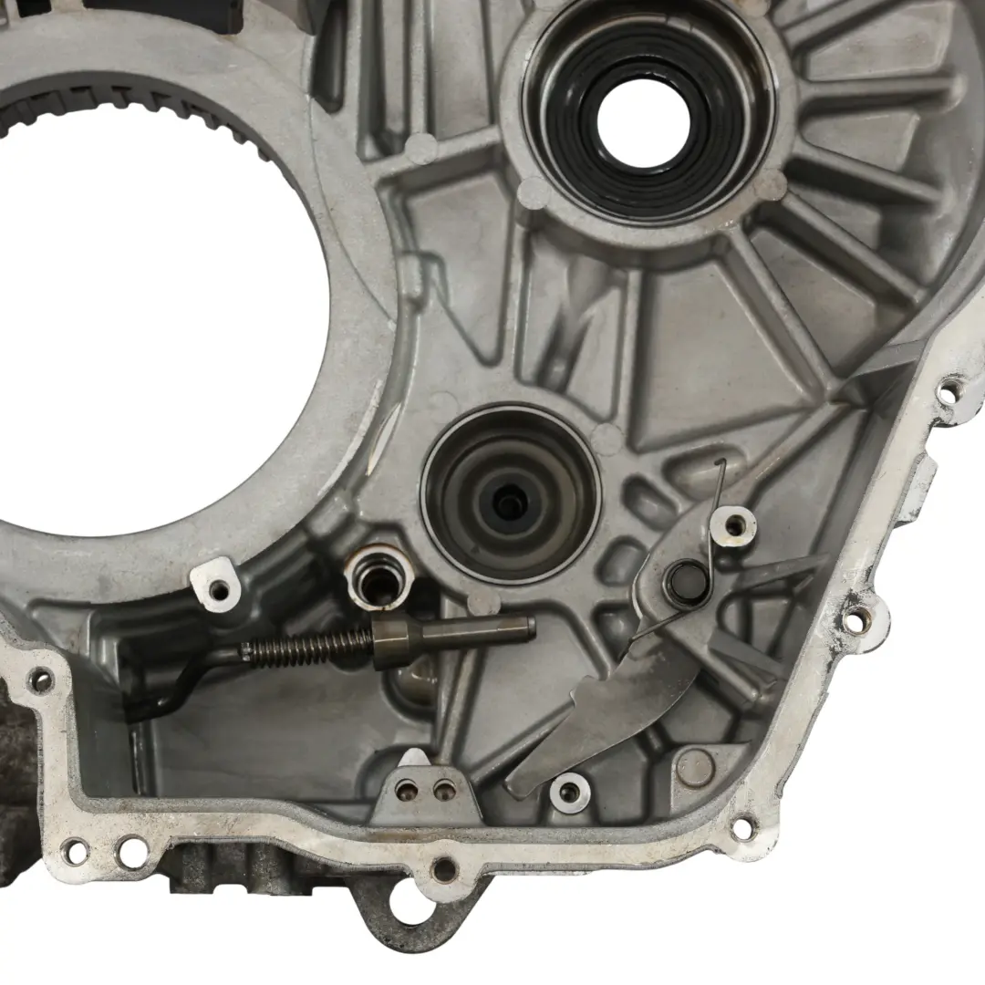 Getriebe Gehäuse Abdeckung für Ford Transit Custom mit Teilenummer GK2P-7000-AC Ford Transit Custom Getriebe Gehäuse Abdeckung - SKU GK2P-7000-AC-1 - Teilenummer GK2P-7000-AC