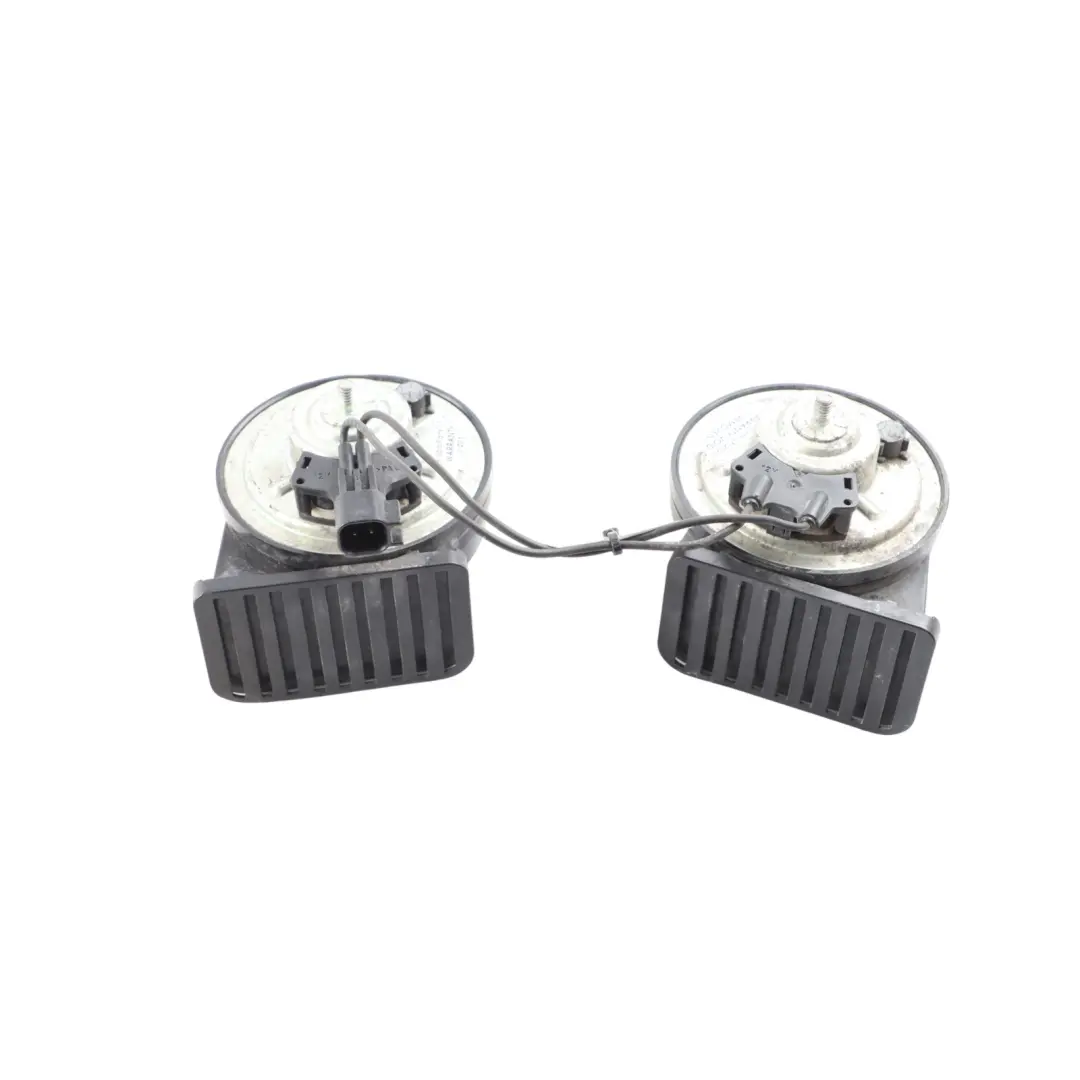 Horn Signal Low High Tone Set GK2T-13A803-AA to Ford Transit Custom with Part number GK2T13A803AA-1 Ford Transit Custom Horn Signal Low High Tone Set GK2T-13A803-AA - SKU GK2T13A803AA-1 - Part number GK2T13A803AA-1