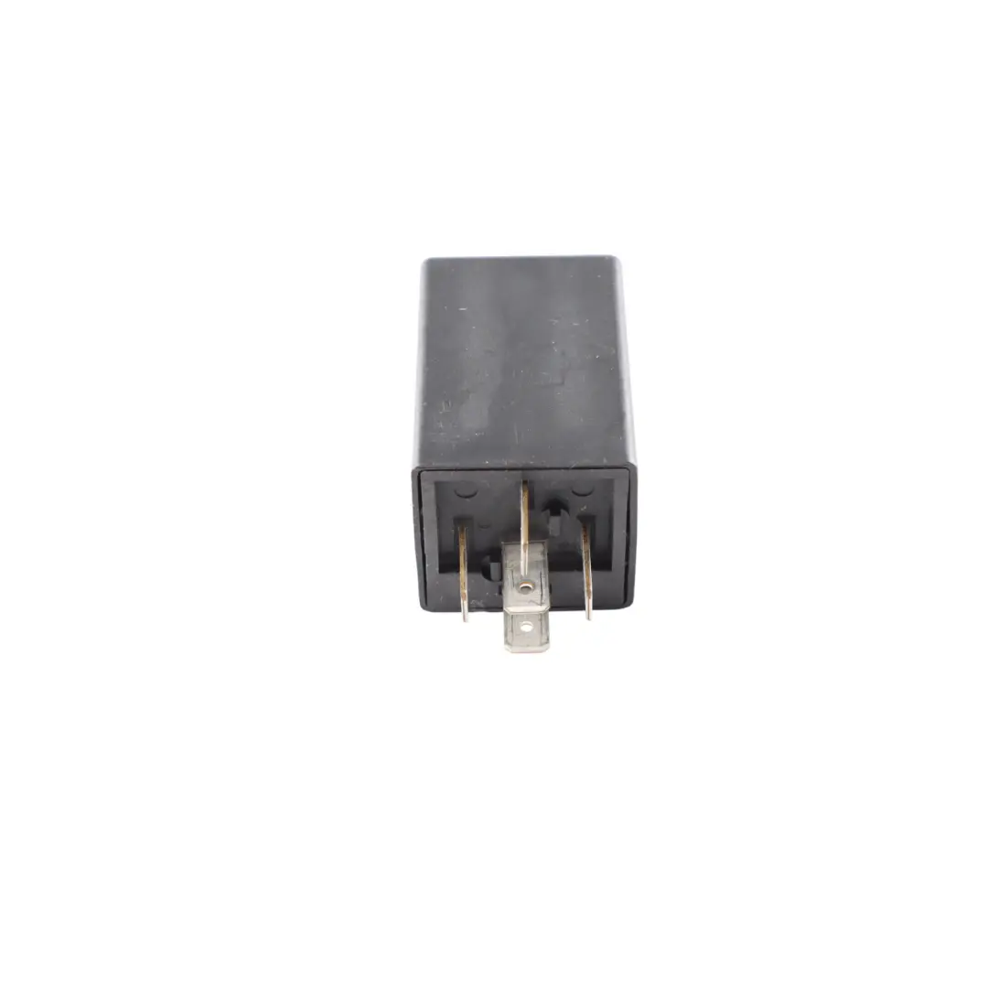 Pins Relay Plug to Ford Transit Custom 4 with Part number GK2T17L684AA Ford Transit Custom 4 Pins Relay Plug - SKU GK2T17L684AA - Part number GK2T17L684AA