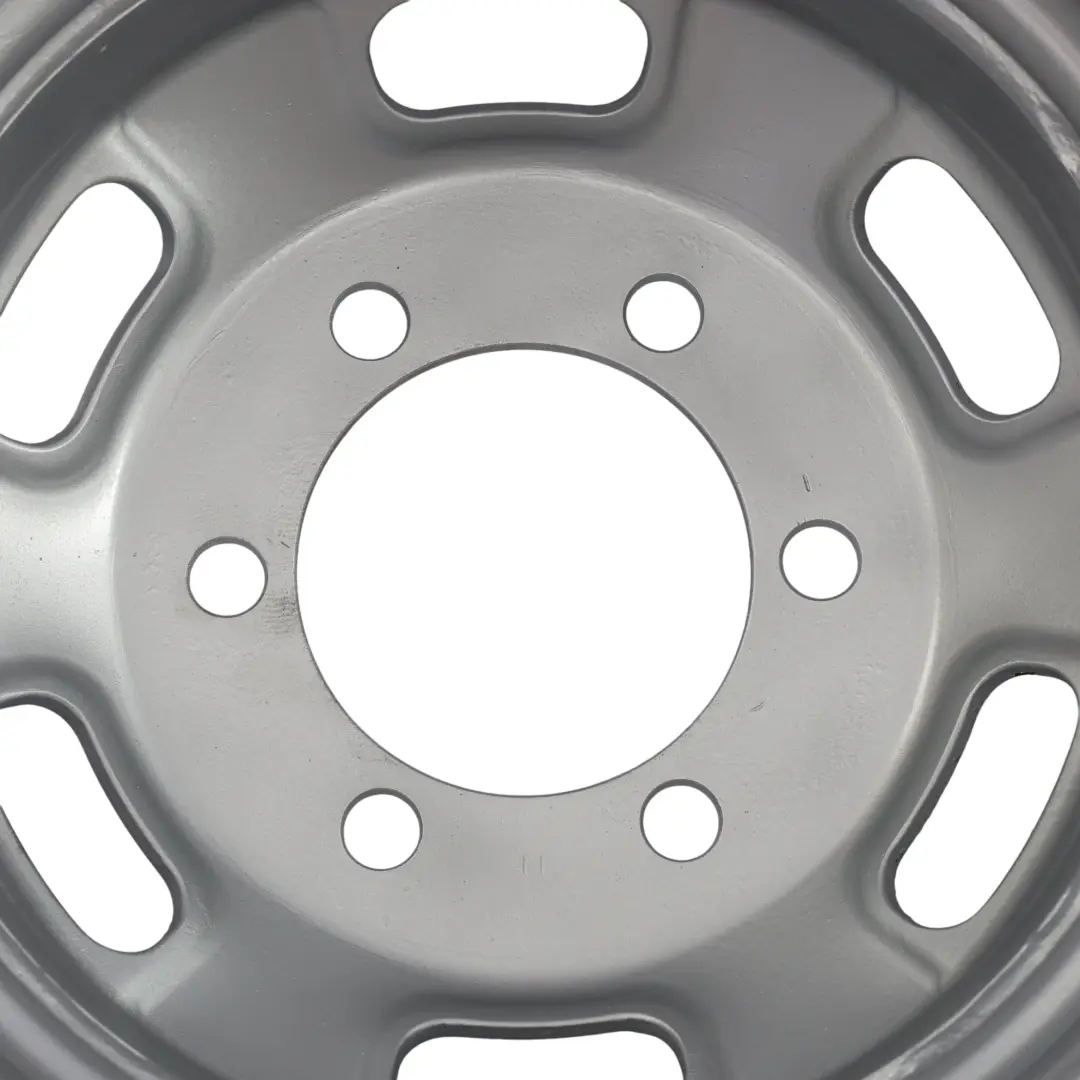 Iveco Daily V Jante Roue En Acier Argenté 16" ET:107 5,5J - SKU KBA44544-1 - Numéro de pièce KBA44544