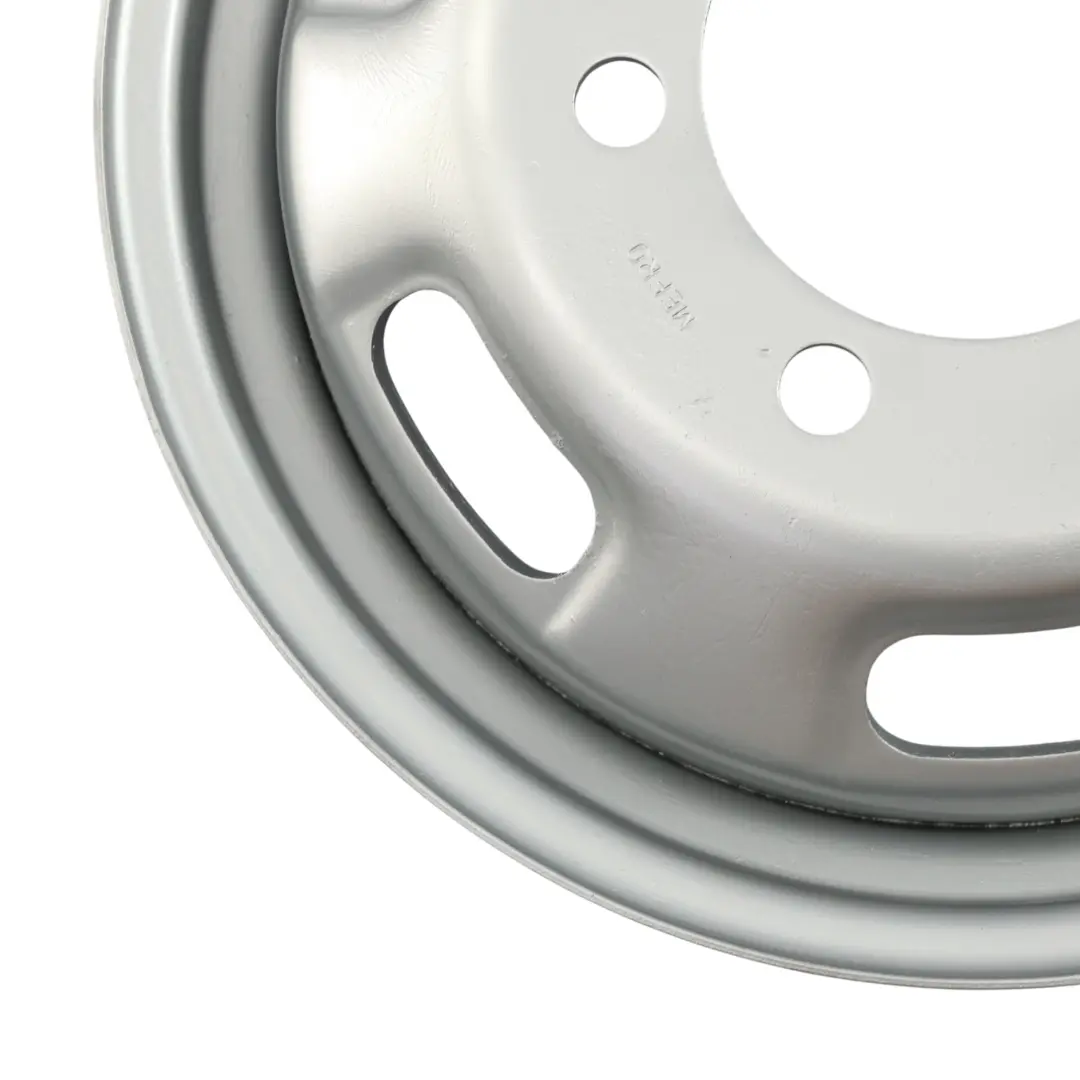 Iveco Daily V Cerchio Acciaio Argento 16" ET:107 5,5J - SKU KBA44544-1 - Numero di parte KBA44544