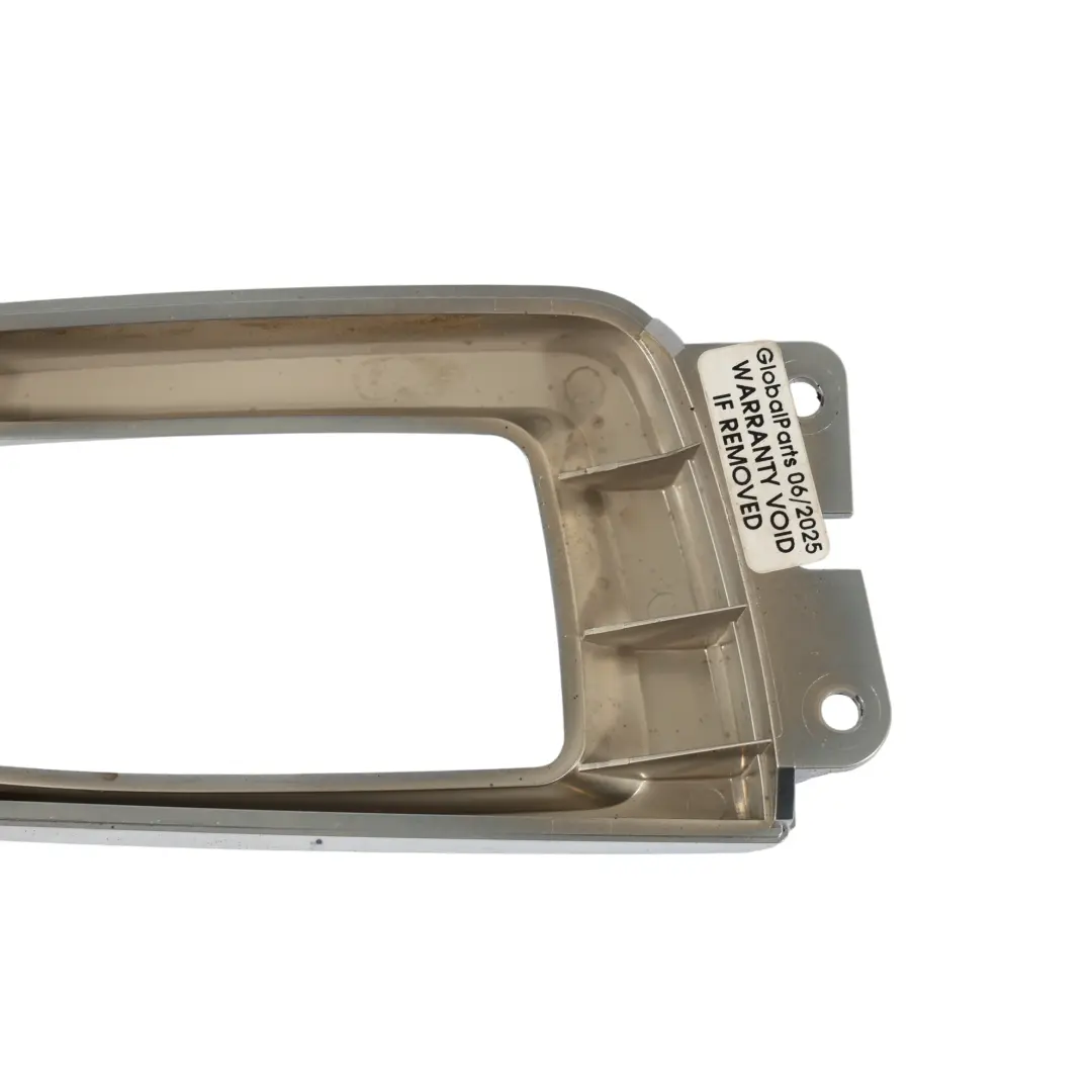 Osłona Ramka Gałki Zmiany Biegów Chrom do BMW F07 F10 F11 X5 F25 o numerze 9189064 BMW F07 F10 F11 X5 F25 Osłona Ramka Gałki Zmiany Biegów Chrom - SKU LHD-9189064 - Numer Części 9189064