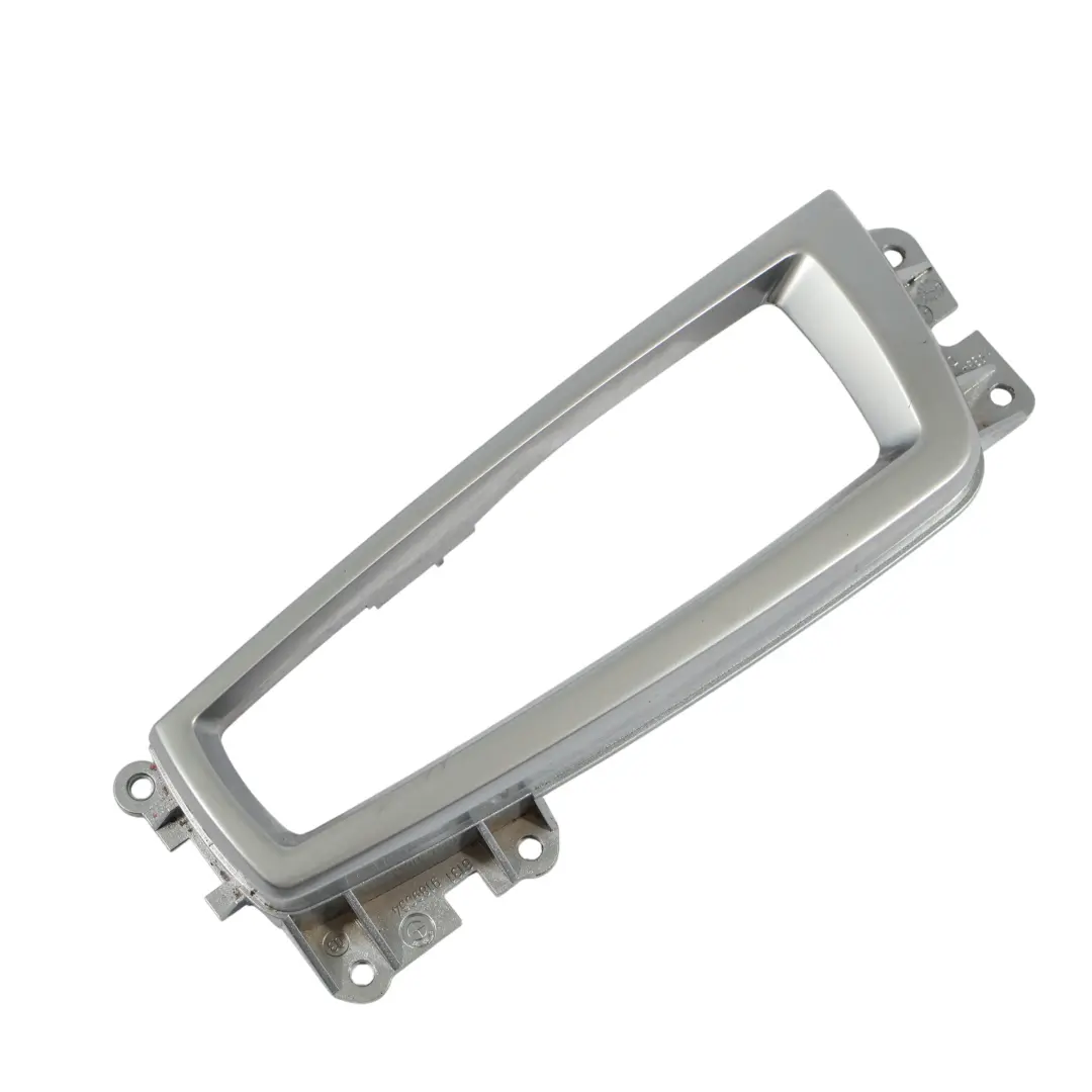 Osłona Ramka Gałki Zmiany Biegów Chrom do BMW F07 F10 F11 X5 F25 o numerze 9189064 BMW F07 F10 F11 X5 F25 Osłona Ramka Gałki Zmiany Biegów Chrom - SKU LHD-9189064 - Numer Części 9189064