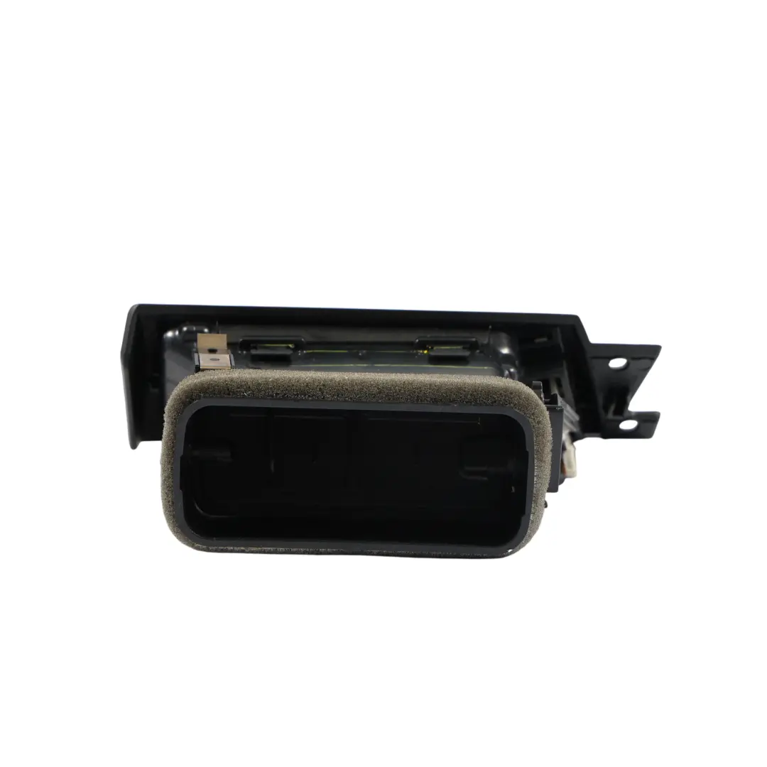 Grille Aération Tableau Bord Droite pour BMW X3 F25 X4 F26 à propos du numéro de pièce 9217442 BMW X3 F25 X4 F26 Grille Aération Tableau Bord Droite - SKU LHD-9217442 - Numéro de pièce 9217442