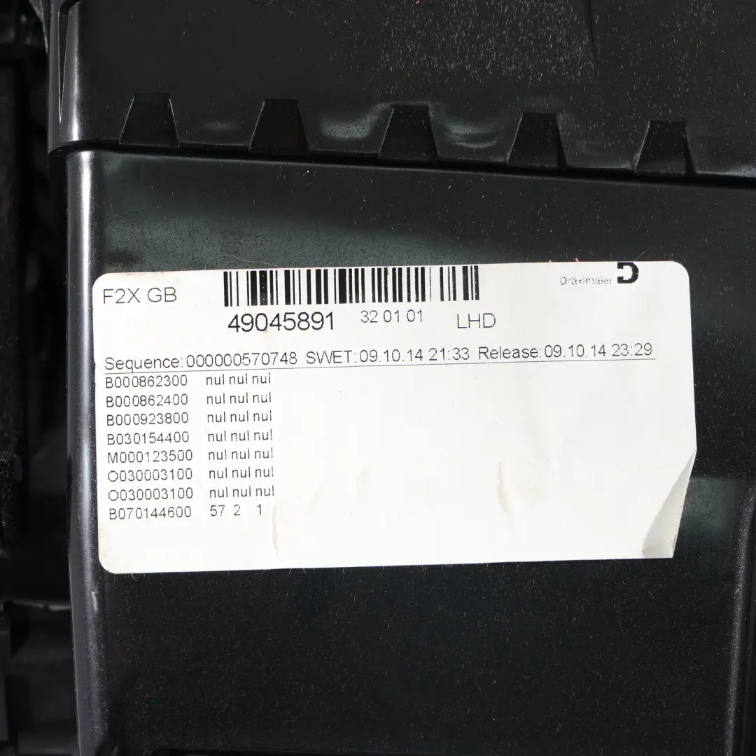 Vano Portaoggetti Con Cerniera Parte Inferiore Del Cruscotto per BMW X3 F25 con numero di parte 6839000 BMW X3 F25 Vano Portaoggetti Con Cerniera Parte Inferiore Del Cruscotto - SKU LHD-6839000 - Numero di parte 6839000