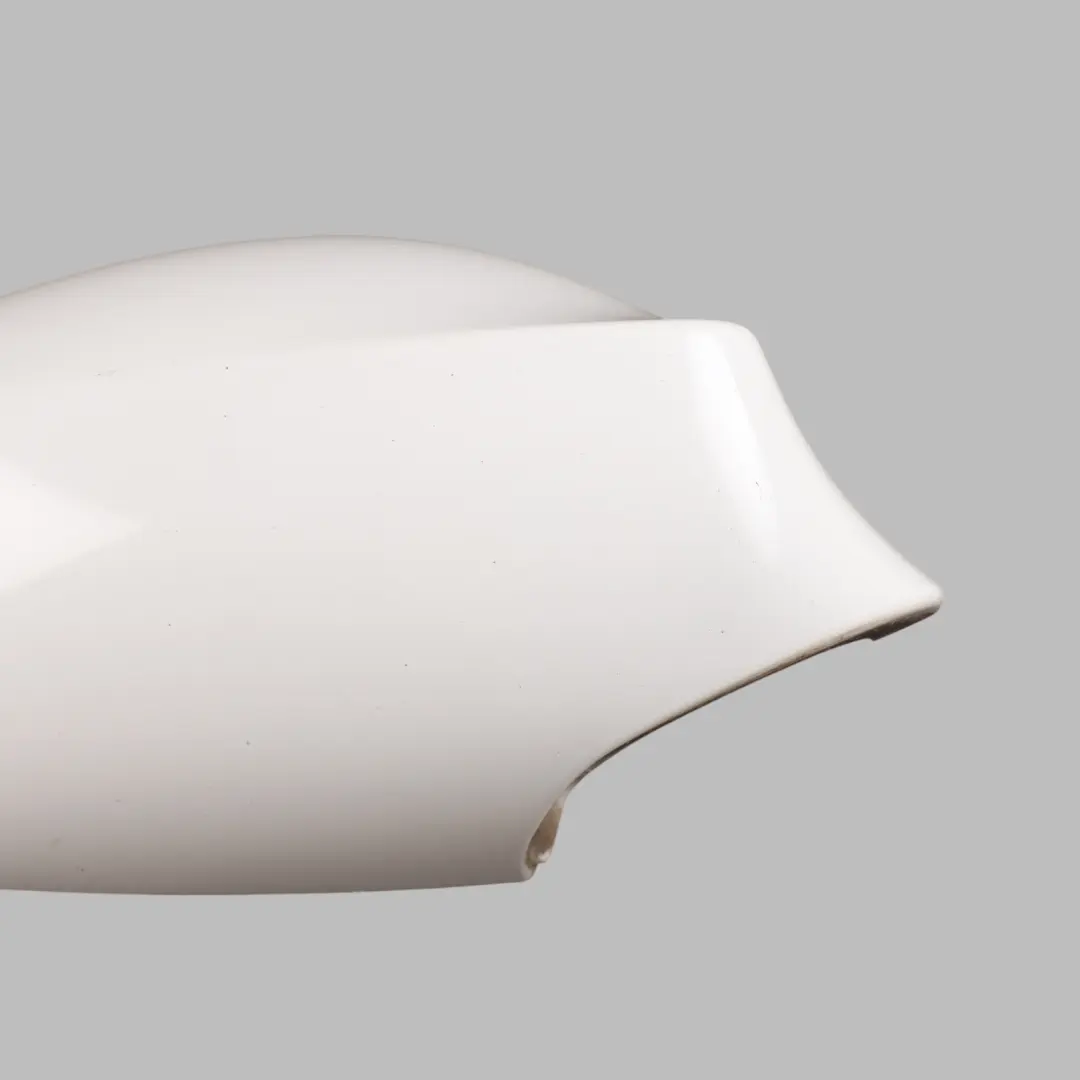 BMW E81 E82 E87 Capuchon Droite Revetement Mirroir Blanc des Alpes III - SKU P0032680-AW1 - Numéro de pièce 0032680