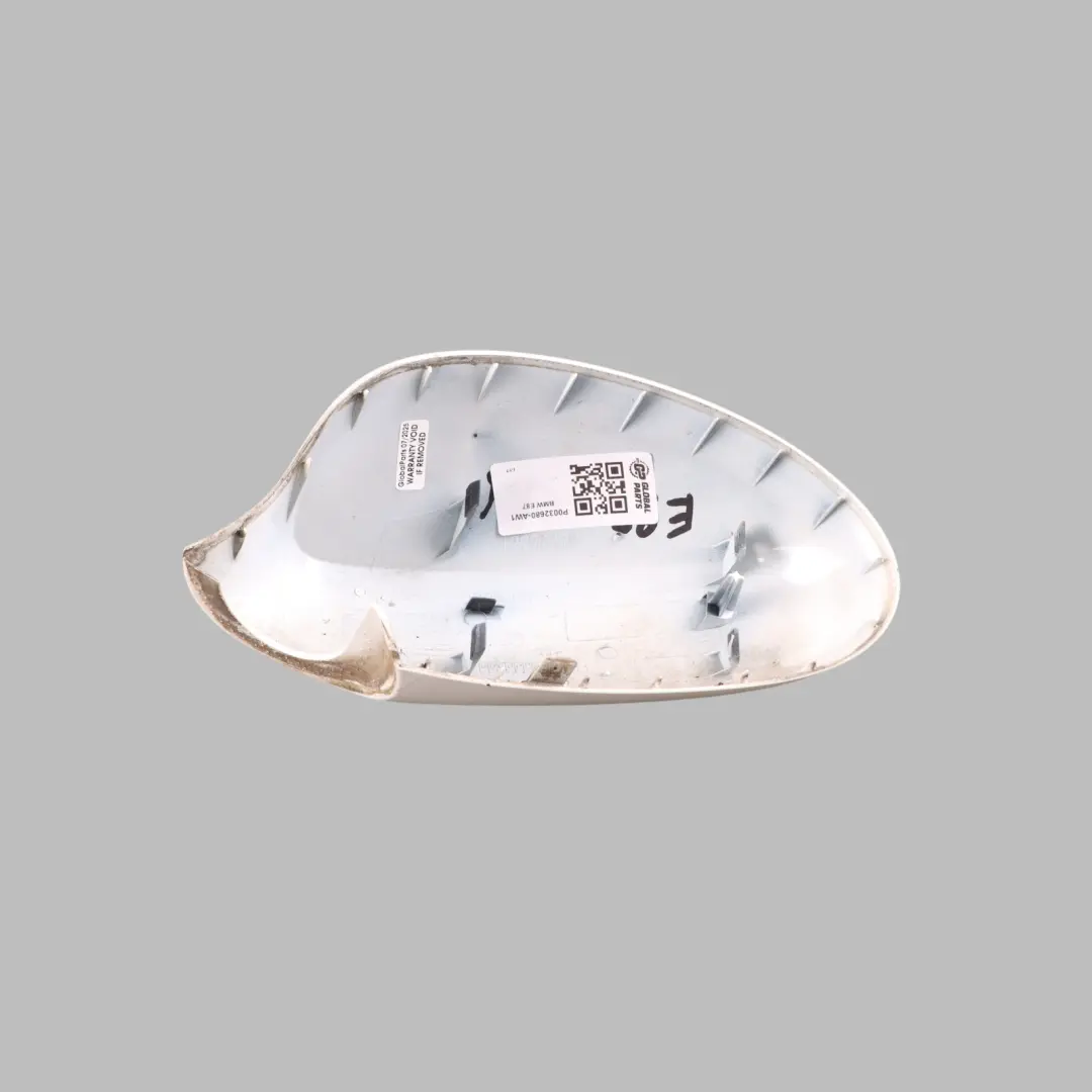 Tappo copertura destro Specchio retrovisore Alpinweiss Alpine White per BMW E81 E87 con numero di parte 0032680 BMW E81 E87 Tappo copertura destro Specchio retrovisore Alpinweiss Alpine White - SKU P0032680-AW1 - Numero di parte 0032680