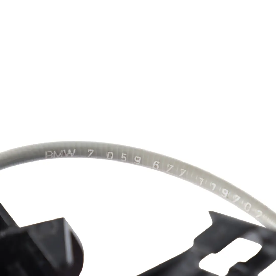 Complete Door Grab Handle Front Right O/S Karmesinrot - A61 to BMW E81 E87 with Part number 7059677 BMW E81 E87 Complete Door Grab Handle Front Right O/S Karmesinrot - A61 - SKU RHD-7059677-KAR - Part number 7059677