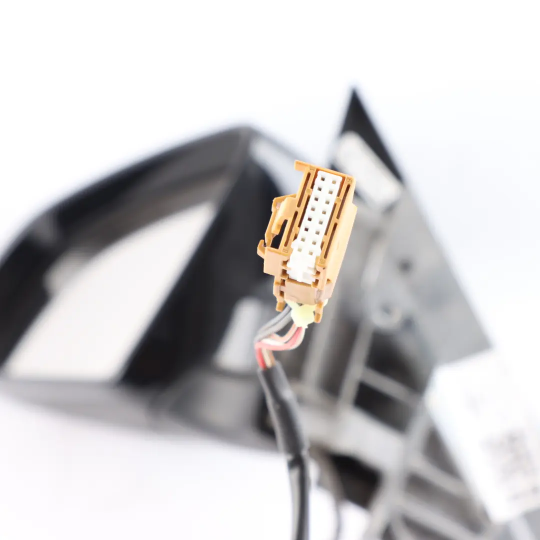 Door Wing Mirror Outside Left N/S Brilliant Black Metallic - Y9B to Audi A4 B7 with Part number 8H2858531E Audi A4 B7 Door Wing Mirror Outside Left N/S Brilliant Black Metallic - Y9B - SKU RHD-8H2858531E-BBL - Part number 8H2858531E