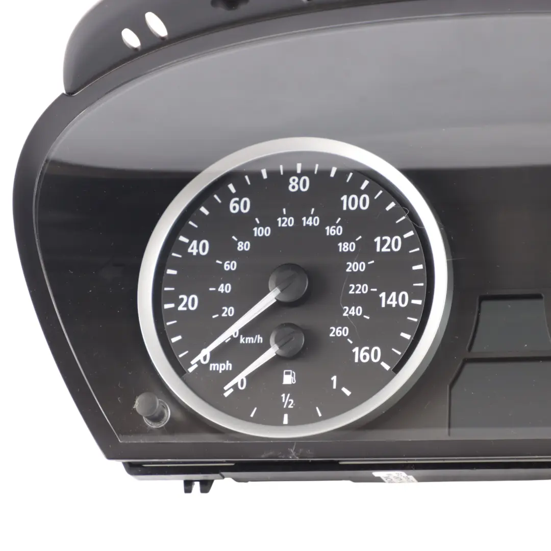 Instrument Cluster Speedo Clocks Automatic Petrol to BMW E60 E61 with Part number 9135250 BMW E60 E61 Instrument Cluster Speedo Clocks Automatic Petrol - SKU RHD-9135250-1 - Part number 9135250