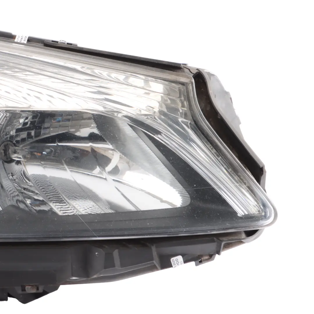 Headlight Headlamp Lamp Front Right O/S to Mercedes W176 with Part number A1768200461 Mercedes W176 Headlight Headlamp Lamp Front Right O/S - SKU RHD-A1768200461-1 - Part number A1768200461
