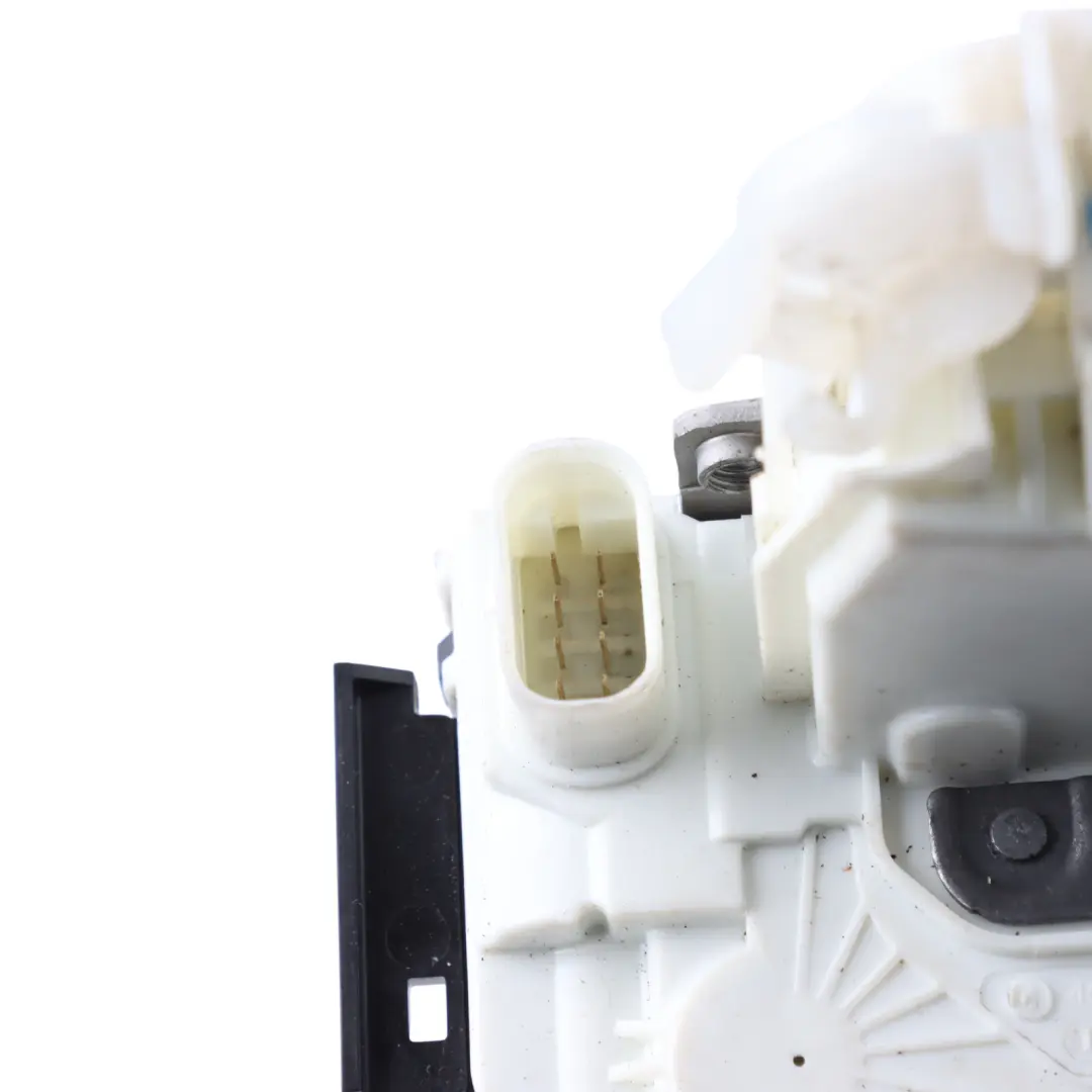 Door Lock Latch Mechanism Rear Right O/S to Mercedes W168 with Part number A2047304435 Mercedes W168 Door Lock Latch Mechanism Rear Right O/S - SKU RHD-A2047304435-1 - Part number A2047304435