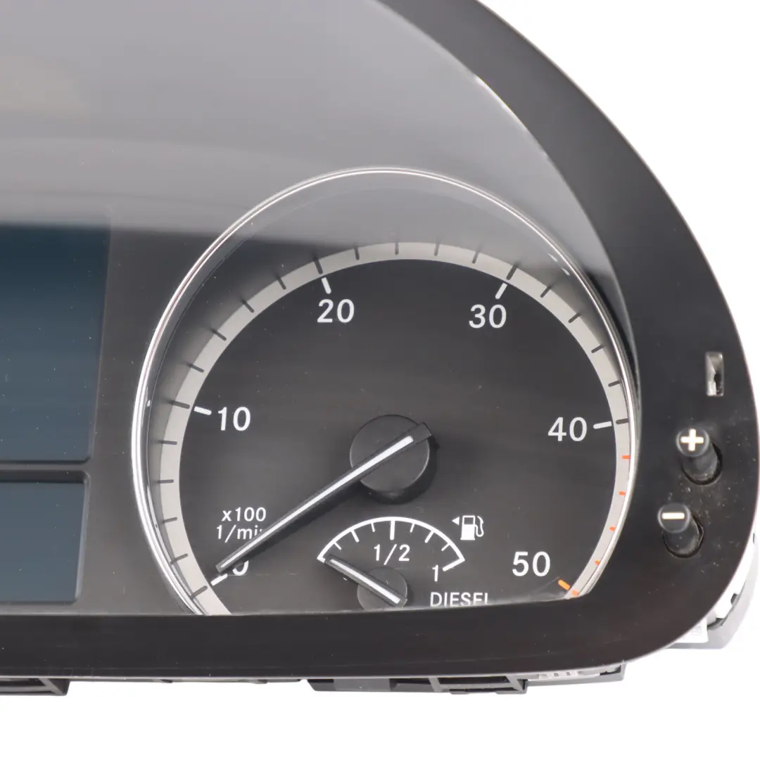Instrument Cluster Diesel Speedo Clocks Manual to Mercedes Vito W639 with Part number A6399005700 Mercedes Vito W639 Instrument Cluster Diesel Speedo Clocks Manual - SKU RHD-A6399005700-2 - Part number A6399005700