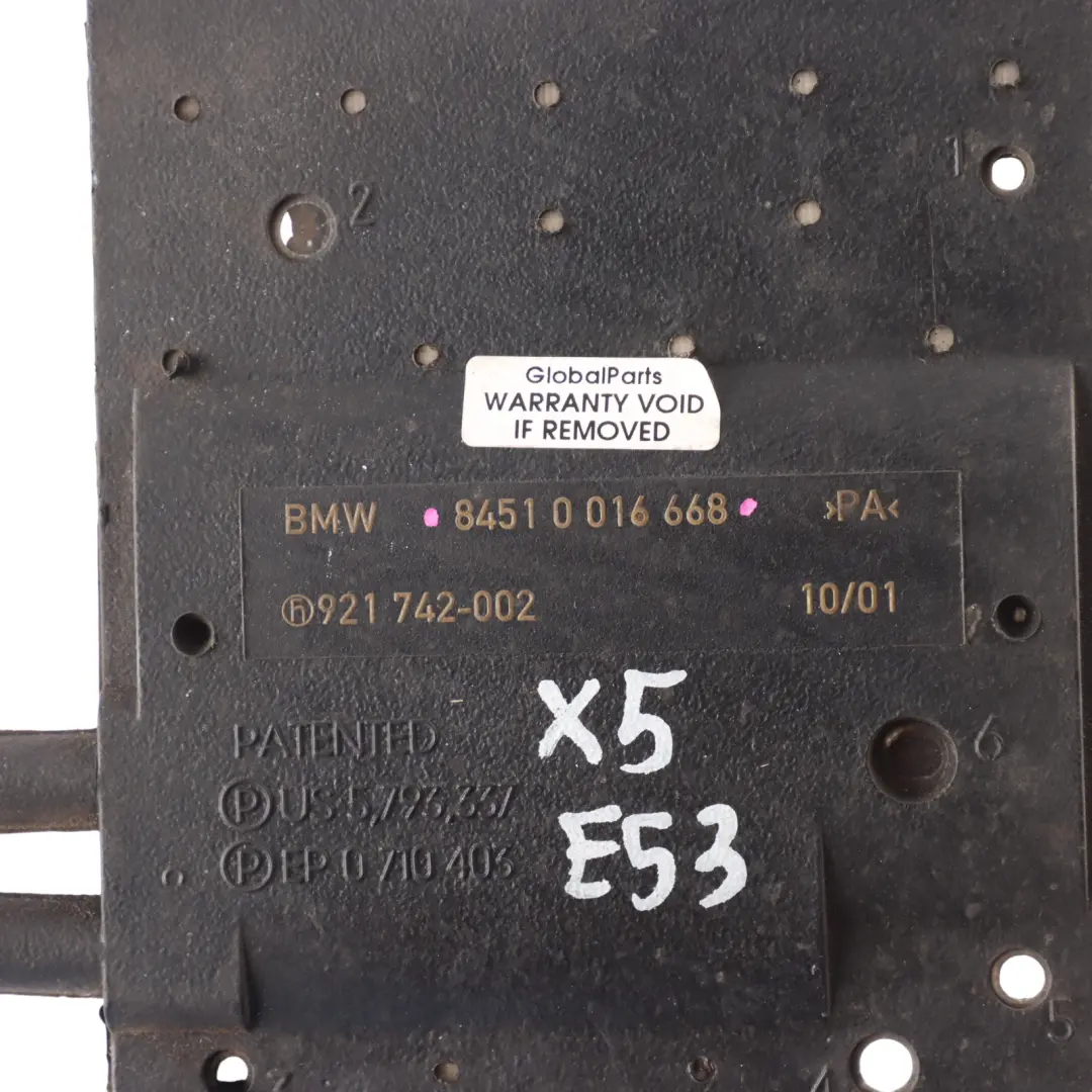 Bumper Dualband Aerial Antenna 0016668 to BMW E36 E46 E38 E39 X5 E53 with Part number 0016669 BMW E36 E46 E38 E39 X5 E53 Bumper Dualband Aerial Antenna 0016668 - SKU 0016669 - Part number 0016669